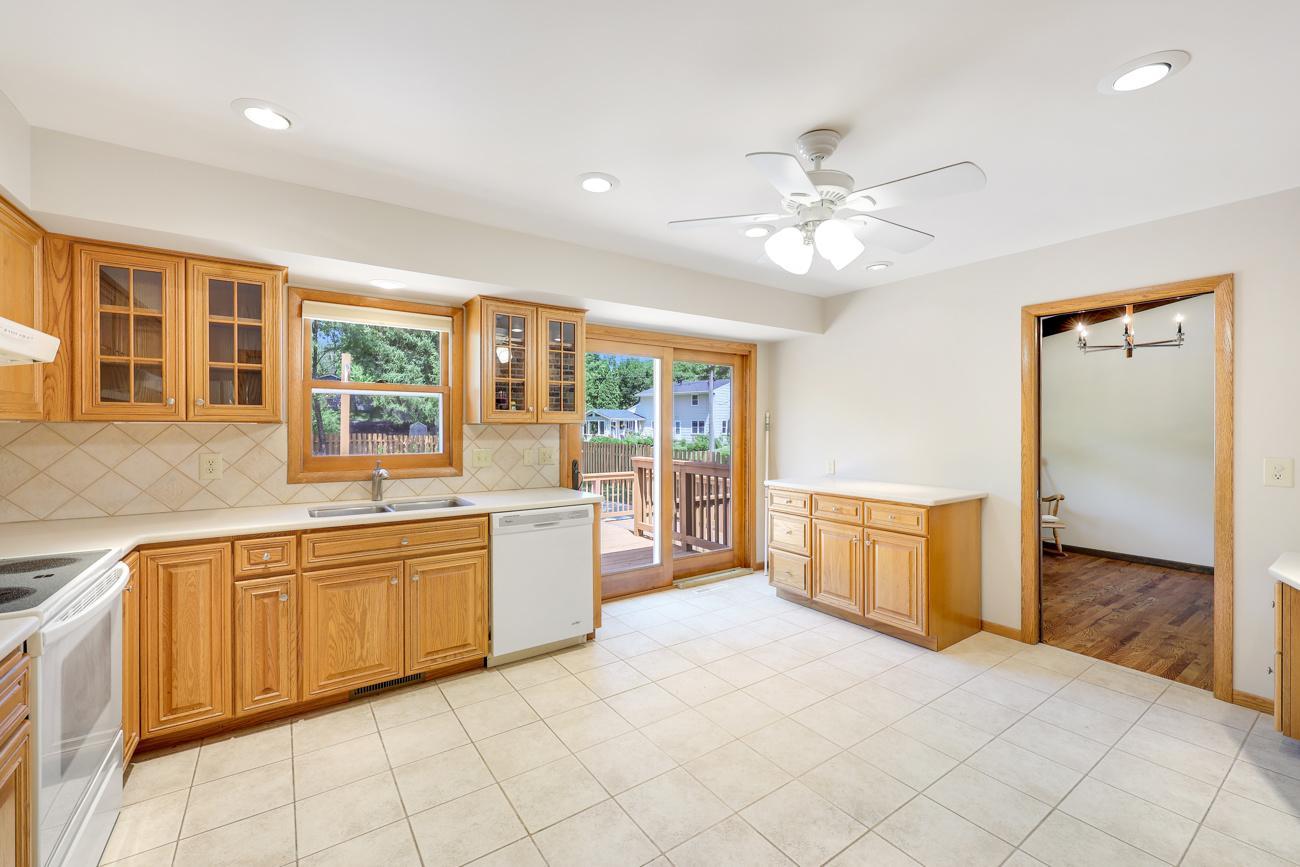 View of Residential at 17610 24th Avenue, Plymouth MN 55447, Plymouth (13 of 47) - Mike Wilen | Minnesota Team Real Estate