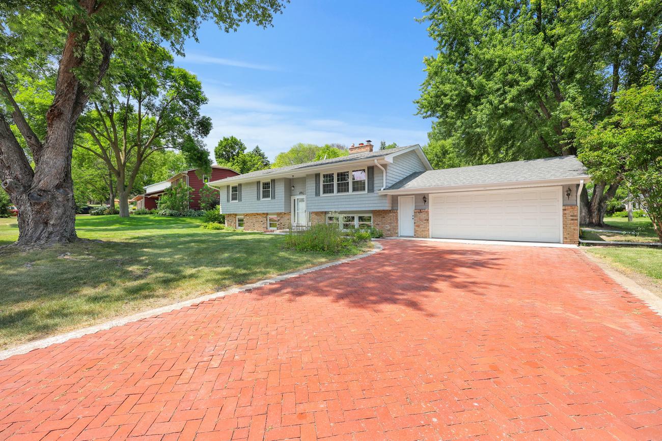 View of Residential at 17610 24th Avenue, Plymouth MN 55447, Plymouth (4 of 47) - Mike Wilen | Minnesota Team Real Estate