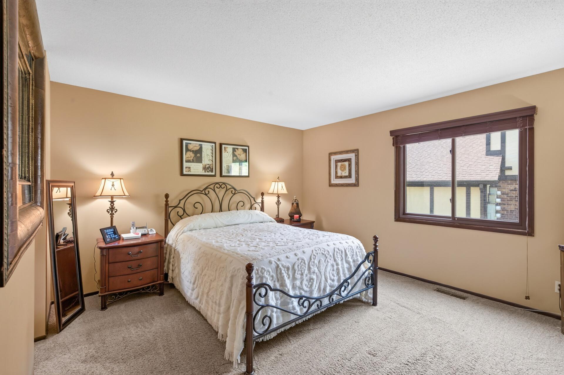 View of Residential at 5217 Balmoral Lane, Bloomington MN 55437, Bloomington (15 of 36) - Mike Wilen | Minnesota Team Real Estate
