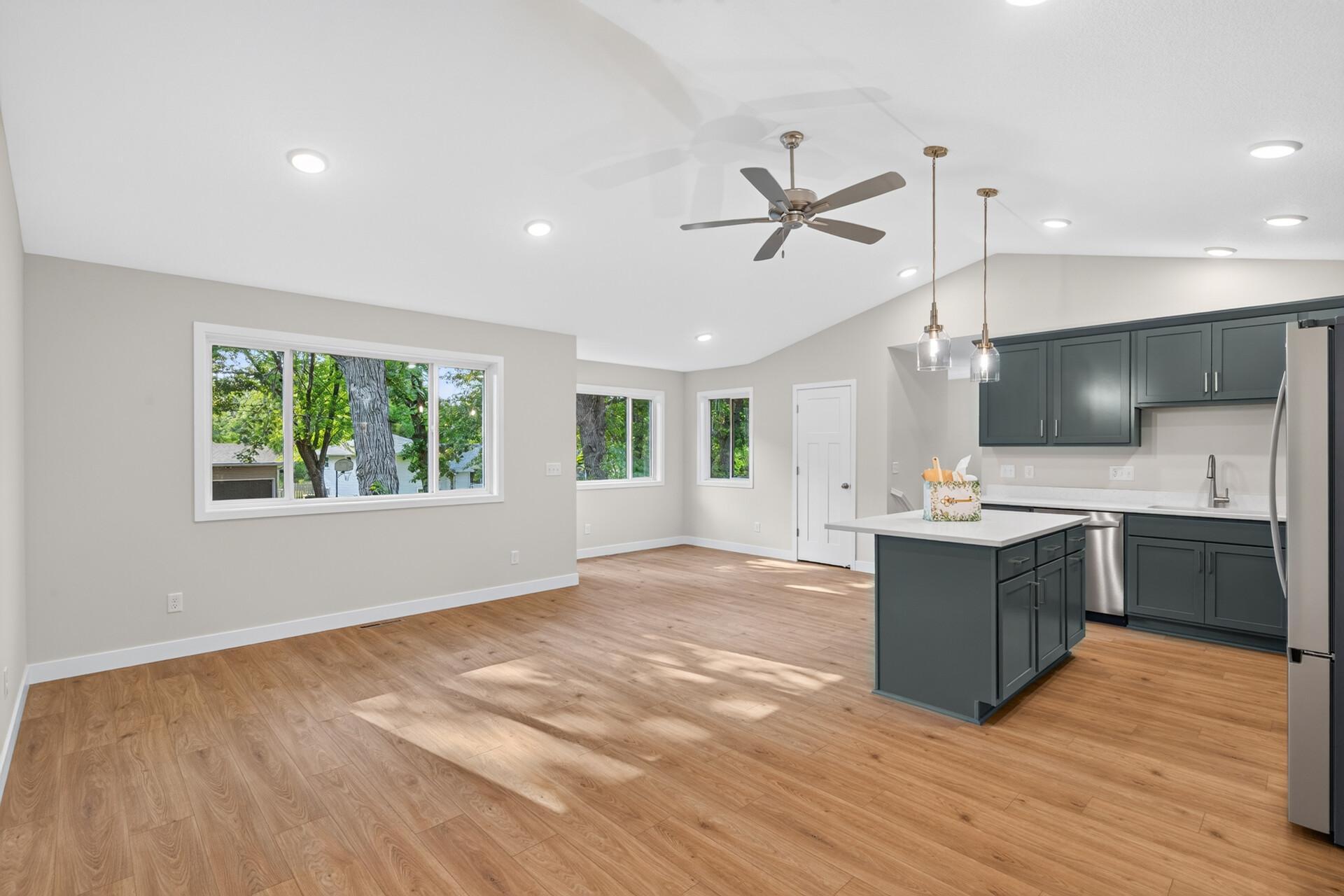 View of Residential at 5832 Perry Avenue, Crystal MN 55429, Crystal (17 of 30) - Mike Wilen | Minnesota Team Real Estate