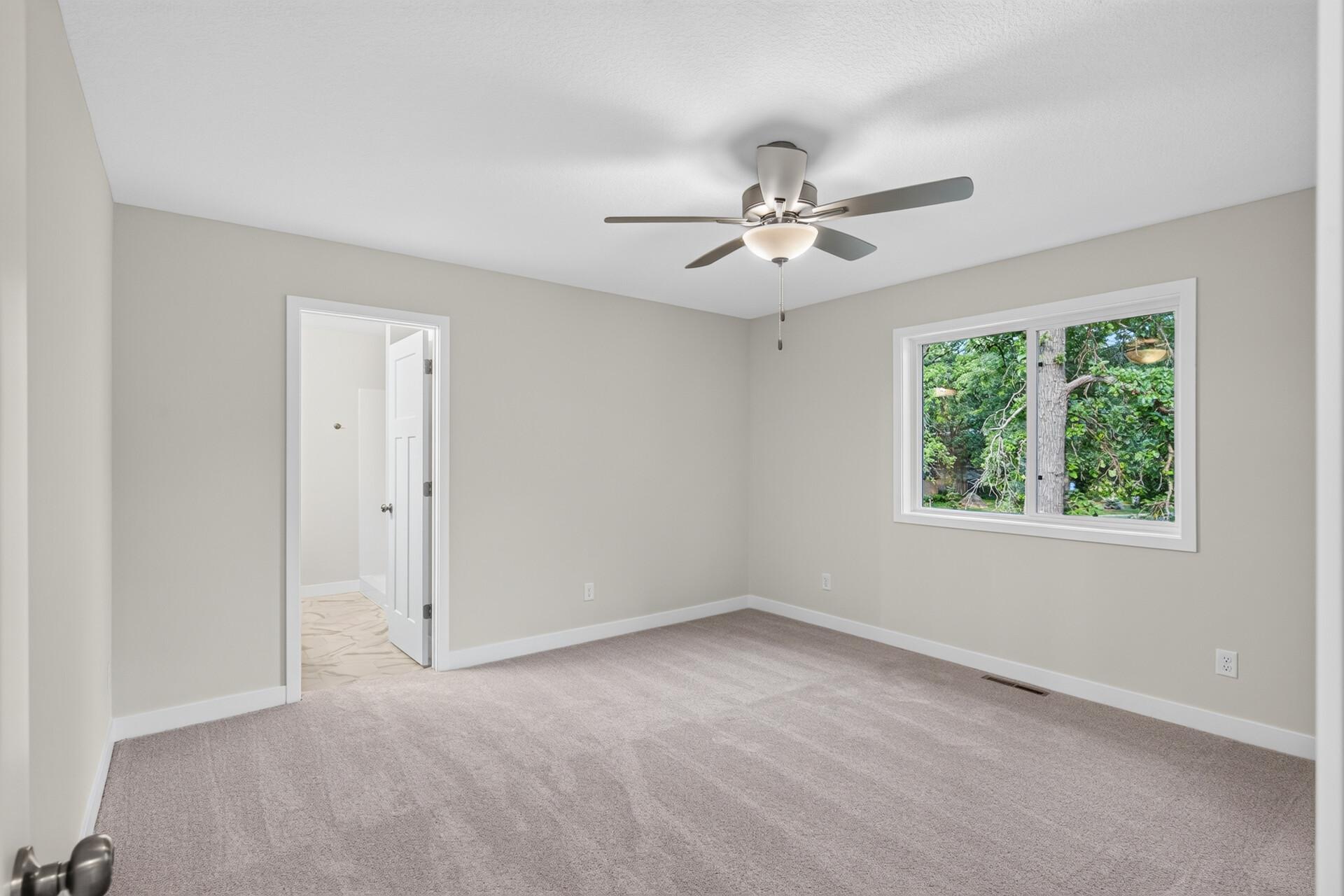 View of Residential at 5832 Perry Avenue, Crystal MN 55429, Crystal (23 of 30) - Mike Wilen | Minnesota Team Real Estate