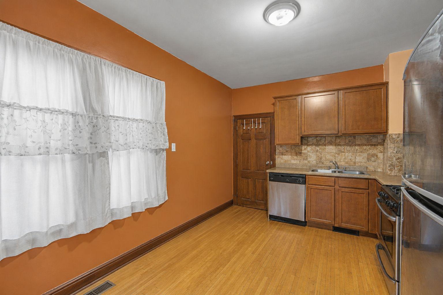 View of Residential at 1625 Polk Street, Minneapolis MN 55413, Minneapolis (11 of 35) - Mike Wilen | Minnesota Team Real Estate