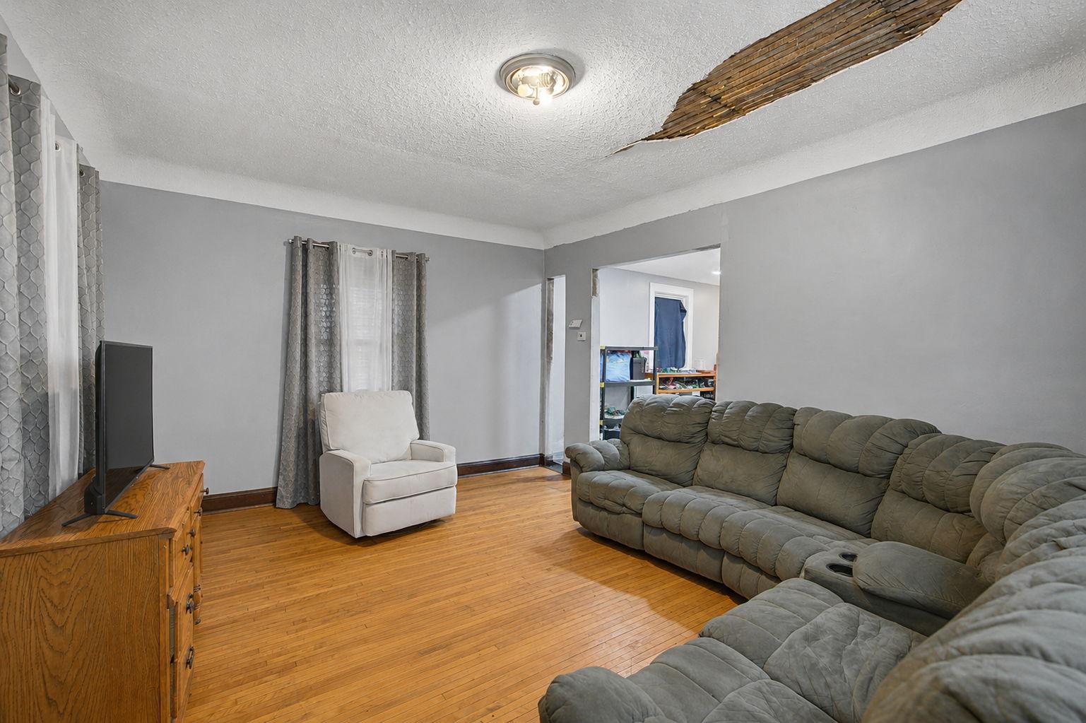 View of Residential at 1625 Polk Street, Minneapolis MN 55413, Minneapolis (5 of 35) - Mike Wilen | Minnesota Team Real Estate