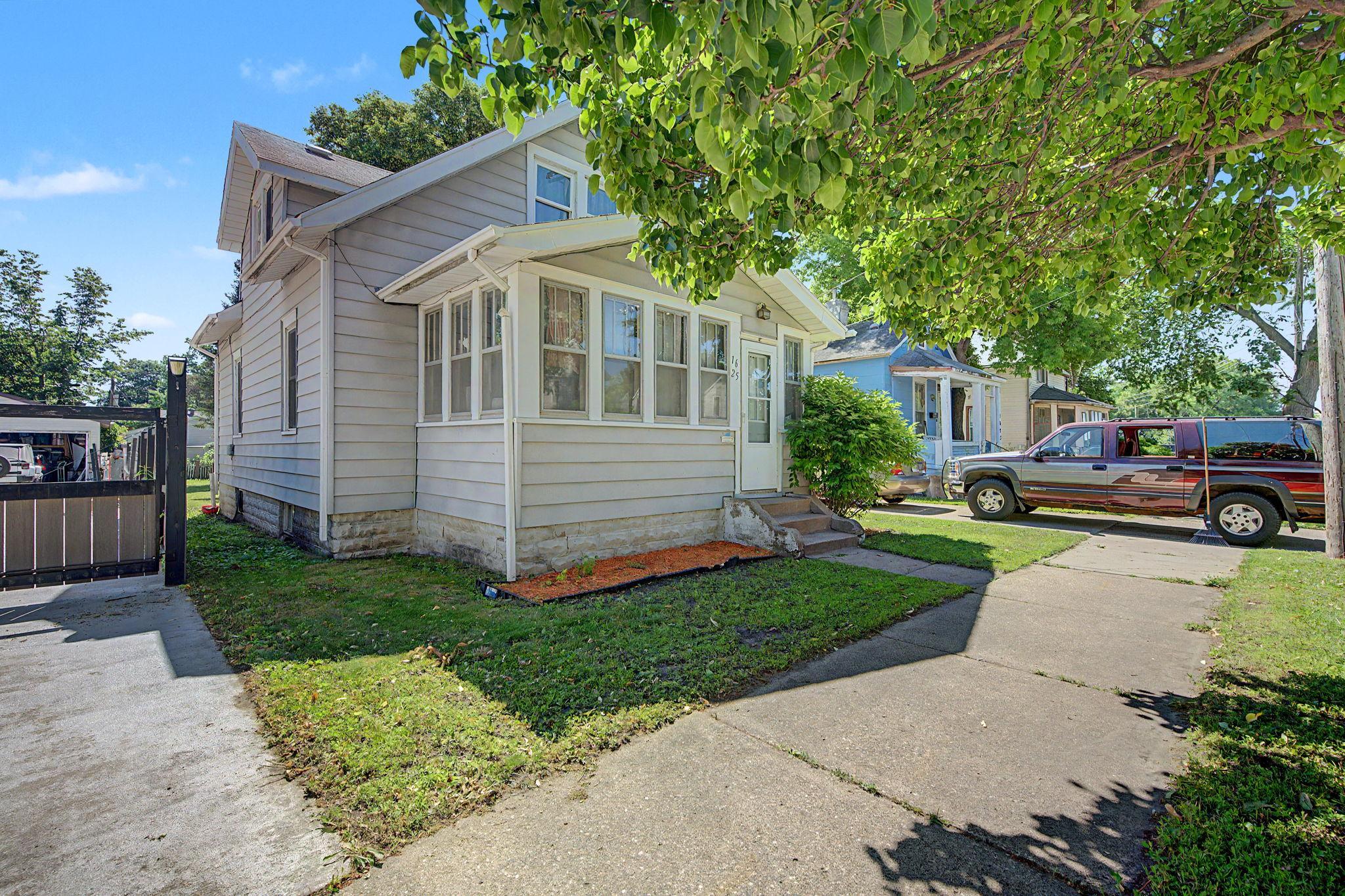 View of Residential at 1625 Polk Street, Minneapolis MN 55413, Minneapolis (2 of 35) - Mike Wilen | Minnesota Team Real Estate
