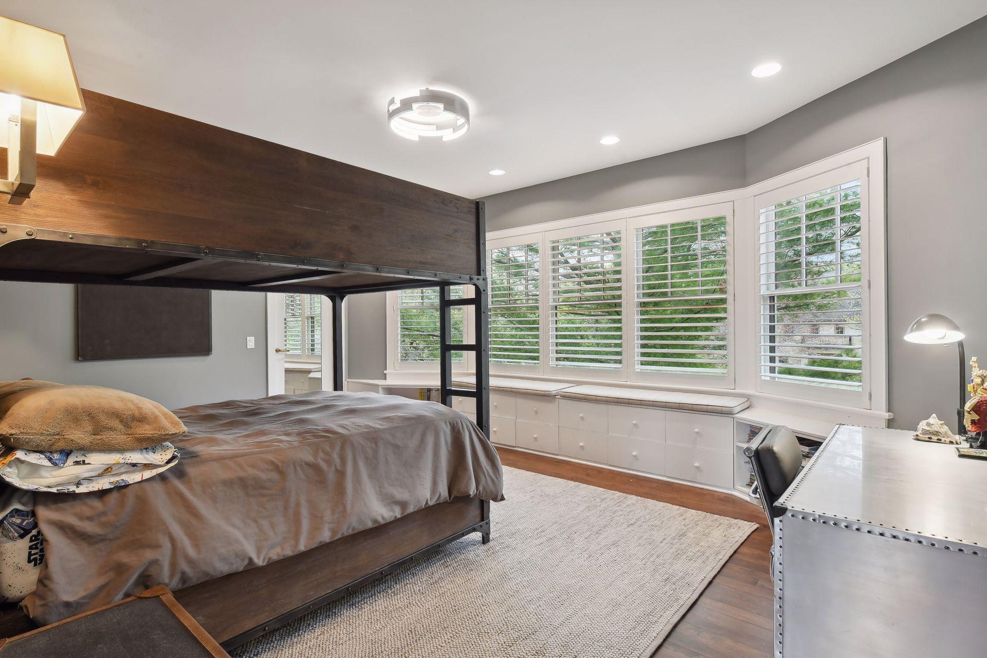 View of Residential at 4224 Fremont Avenue, Minneapolis MN 55409, Minneapolis (40 of 77) - Mike Wilen | Minnesota Team Real Estate