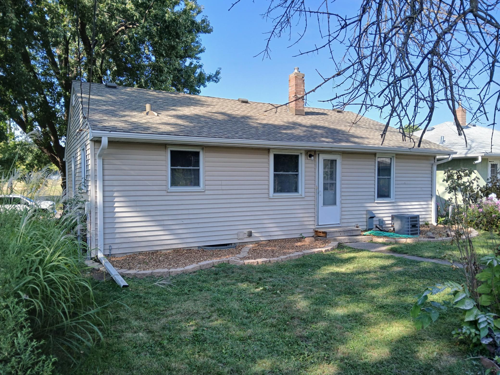 View of Residential at 1940 Hoyt Avenue, Saint Paul MN 55119, Saint Paul (18 of 20) - Mike Wilen | Minnesota Team Real Estate