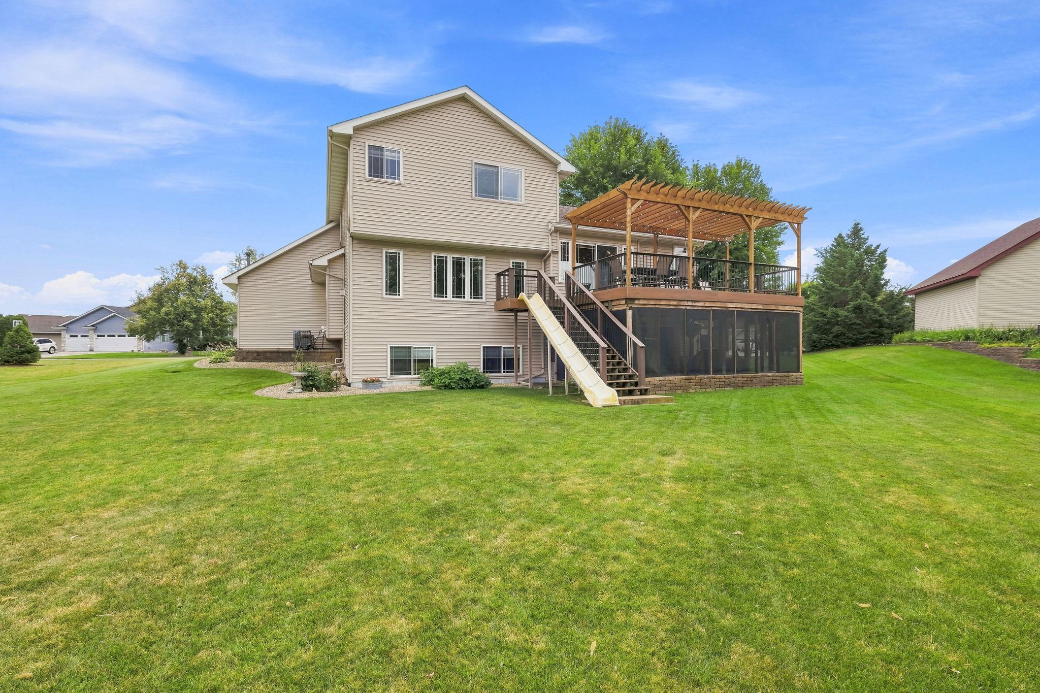View of Residential at 10444 Karston Circle, Albertville MN 55301, Albertville (9 of 13) - Mike Wilen | Minnesota Team Real Estate