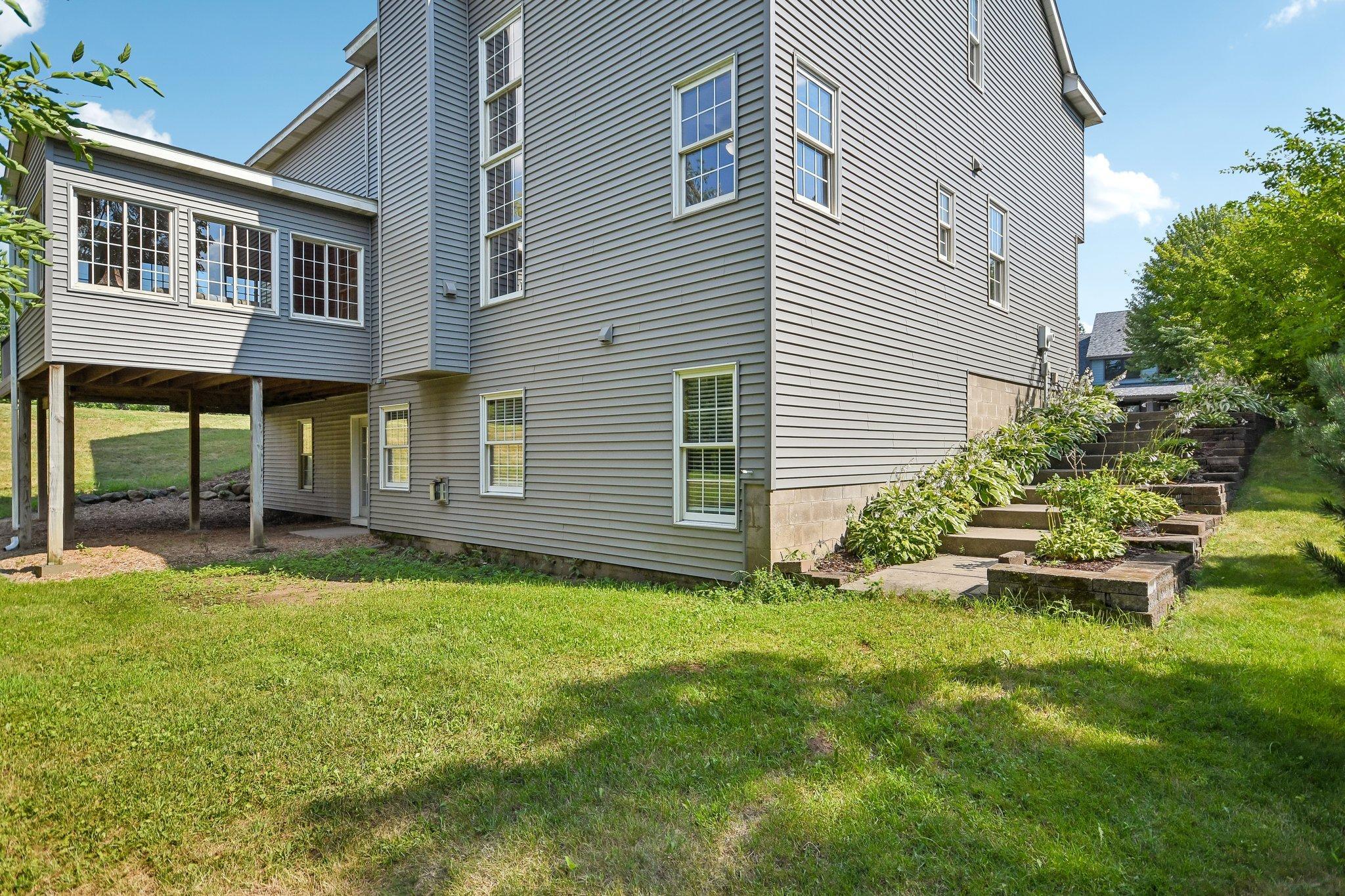 View of Residential at 503 Abbey Way, Mendota Heights MN 55120, Mendota Heights (52 of 58) - Mike Wilen | Minnesota Team Real Estate