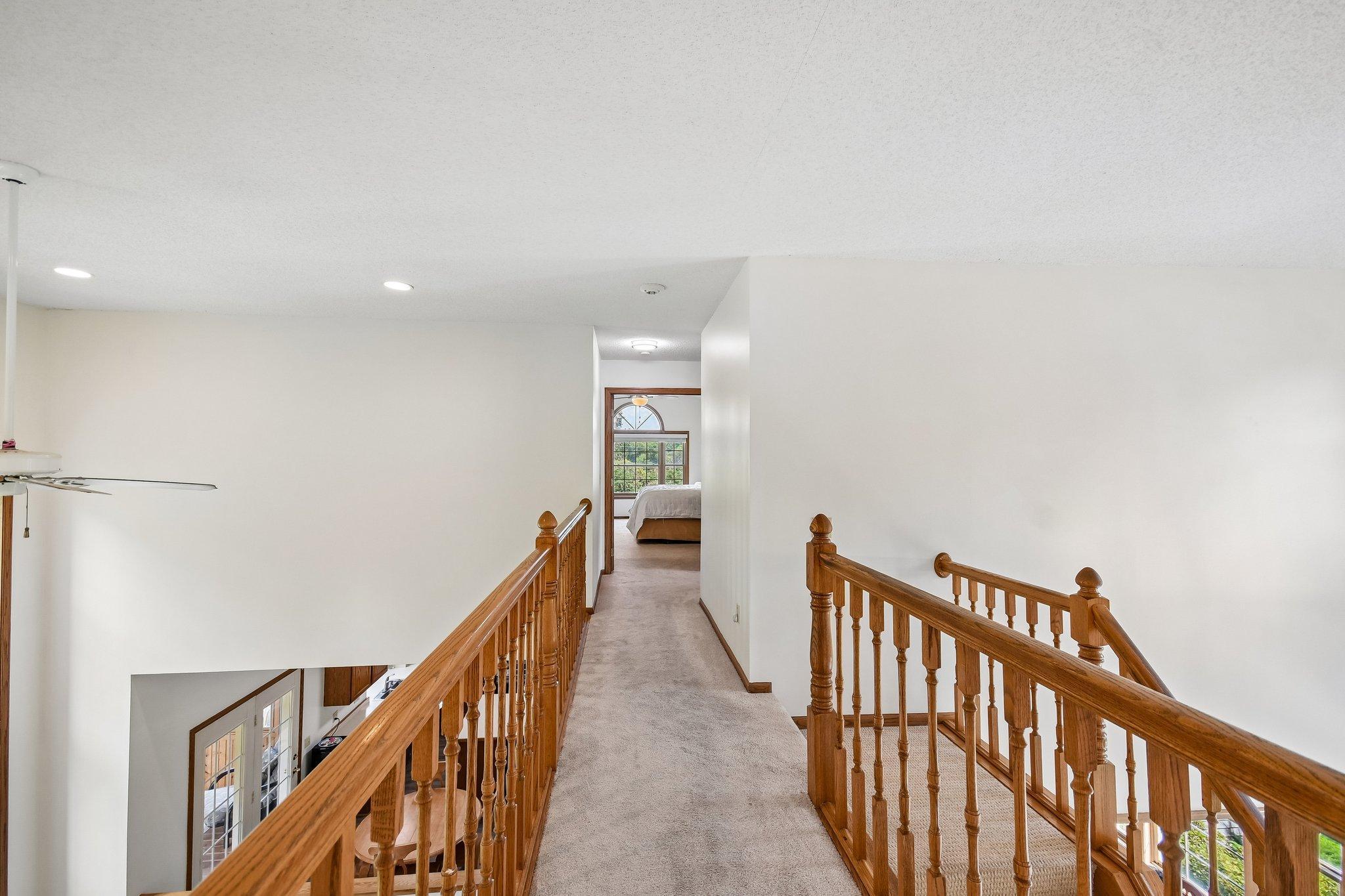 View of Residential at 503 Abbey Way, Mendota Heights MN 55120, Mendota Heights (33 of 58) - Mike Wilen | Minnesota Team Real Estate