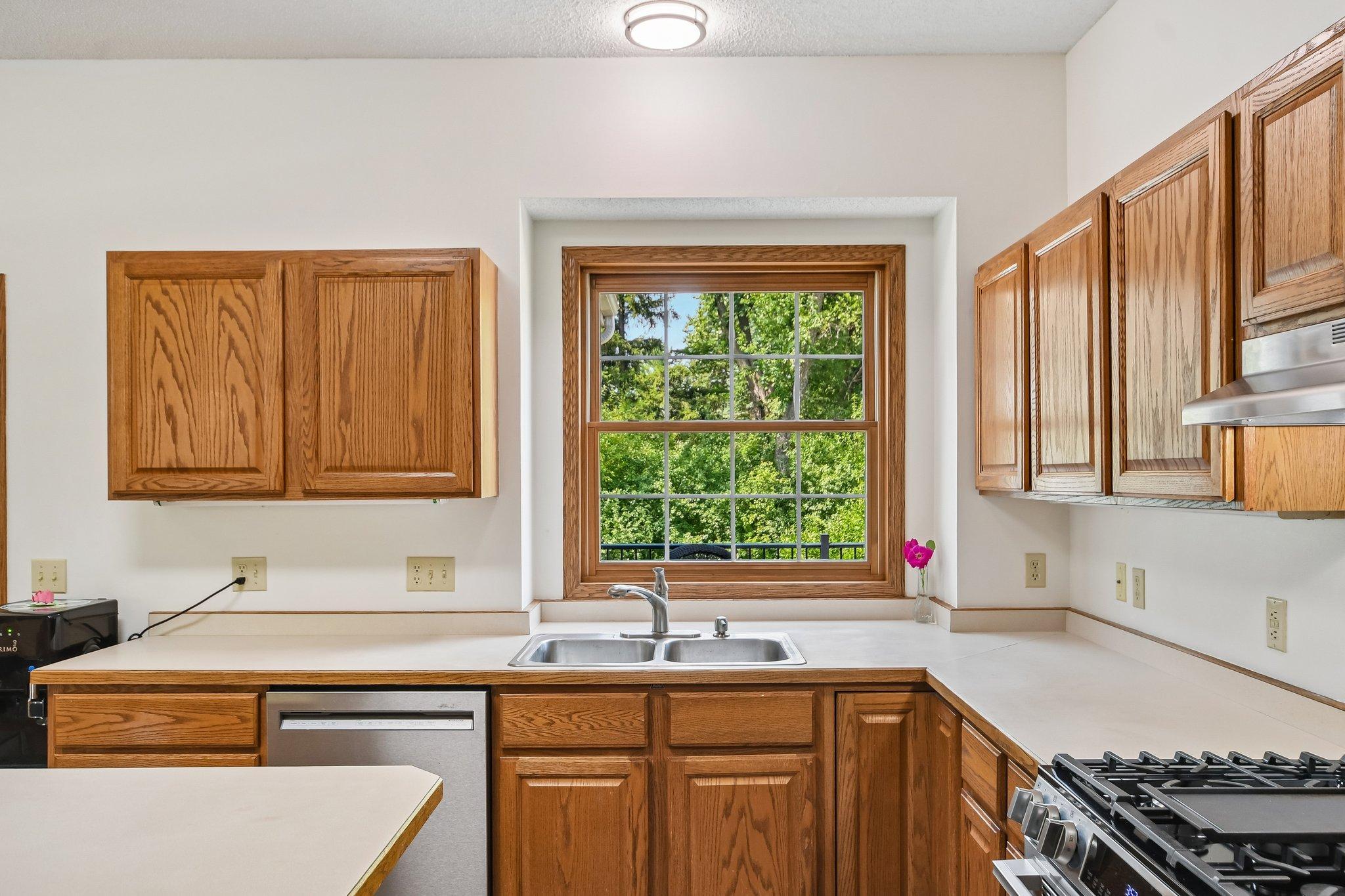 View of Residential at 503 Abbey Way, Mendota Heights MN 55120, Mendota Heights (16 of 58) - Mike Wilen | Minnesota Team Real Estate