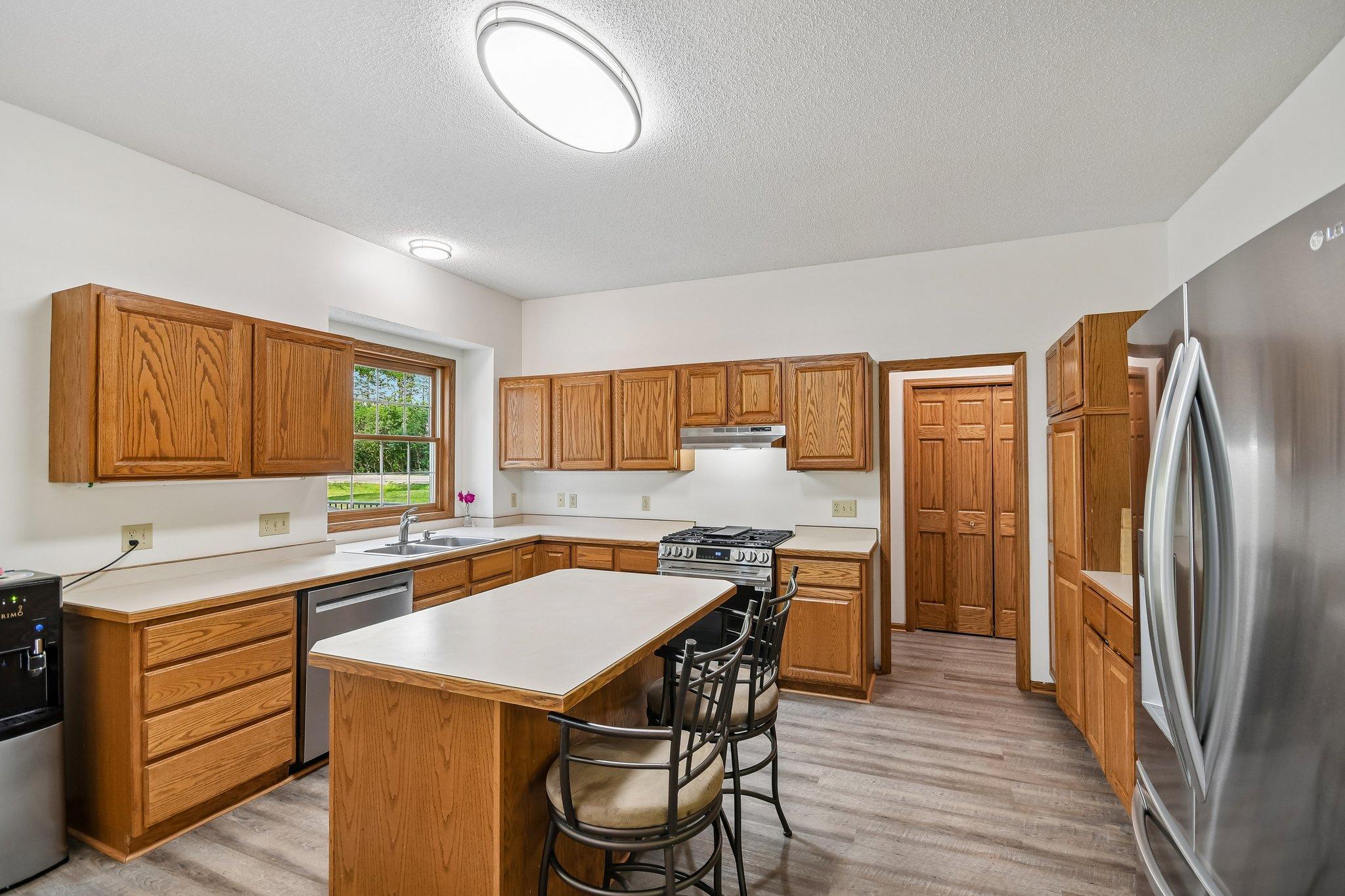 View of Residential at 503 Abbey Way, Mendota Heights MN 55120, Mendota Heights (15 of 58) - Mike Wilen | Minnesota Team Real Estate