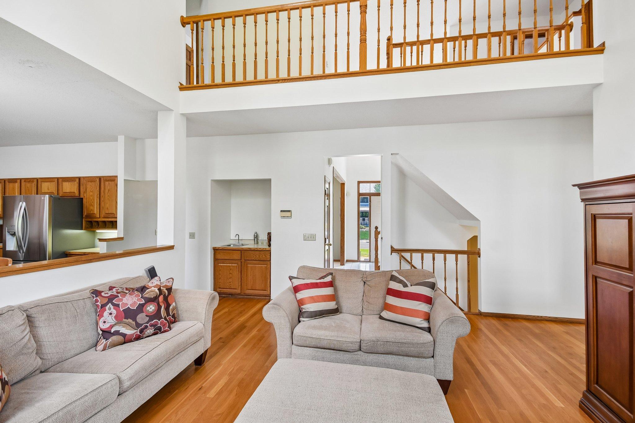 View of Residential at 503 Abbey Way, Mendota Heights MN 55120, Mendota Heights (9 of 58) - Mike Wilen | Minnesota Team Real Estate