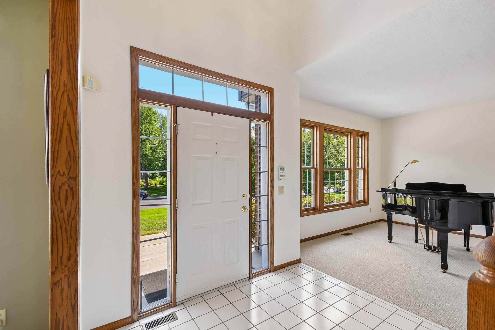 View of Residential at 503 Abbey Way, Mendota Heights MN 55120, Mendota Heights (2 of 58) - Mike Wilen | Minnesota Team Real Estate
