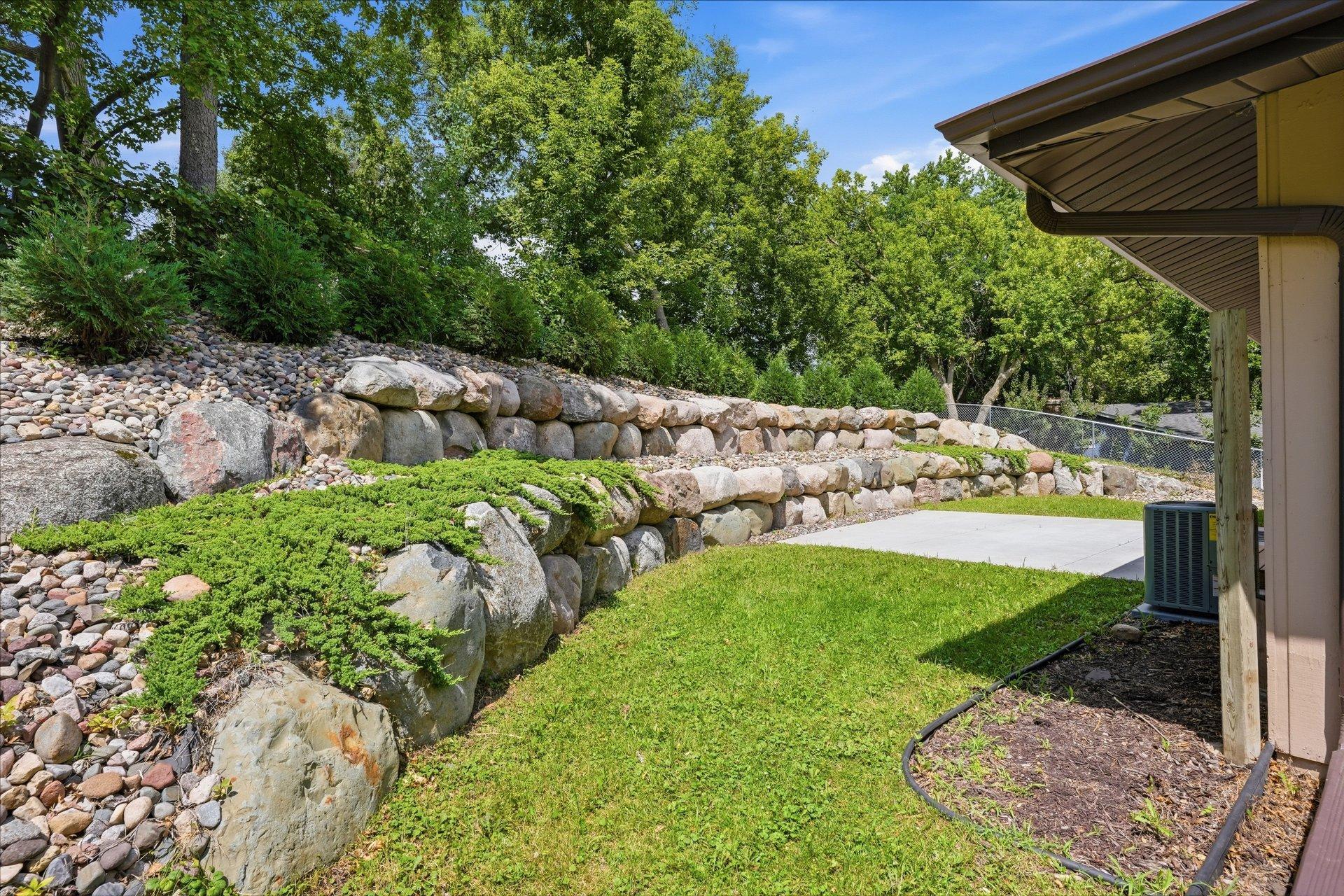 View of Residential at 13412 Arden Circle, Burnsville MN 55337, Burnsville (34 of 42) - Mike Wilen | Minnesota Team Real Estate