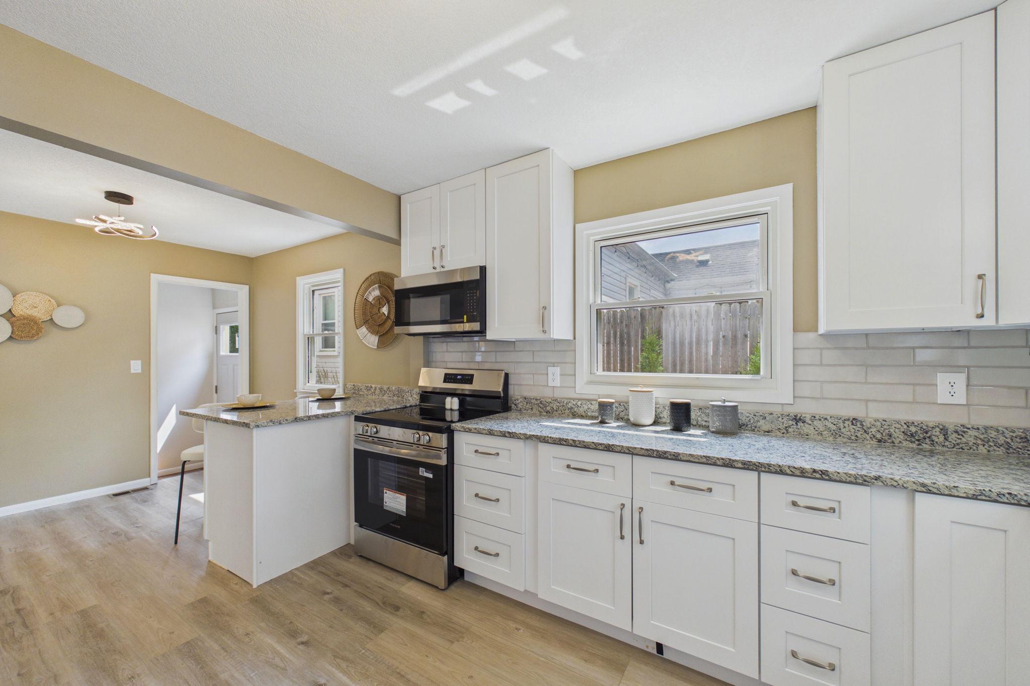 View of Residential at 2612 Georgia Avenue, Saint Louis Park MN 55426, Saint Louis Park (8 of 34) - Mike Wilen | Minnesota Team Real Estate