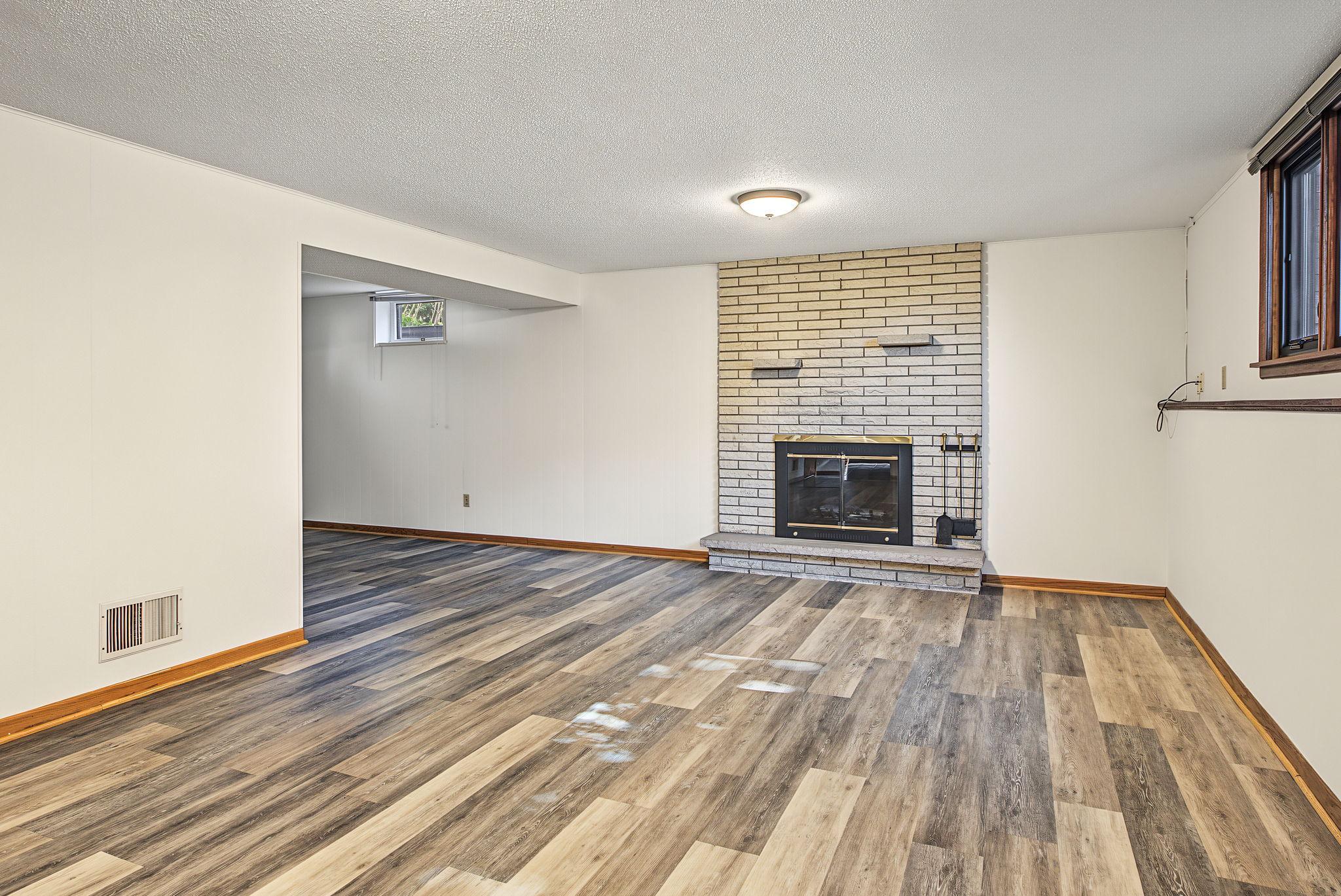 View of Residential at 3201 Townview Avenue, Saint Anthony MN 55418, Saint Anthony (25 of 38) - Mike Wilen | Minnesota Team Real Estate