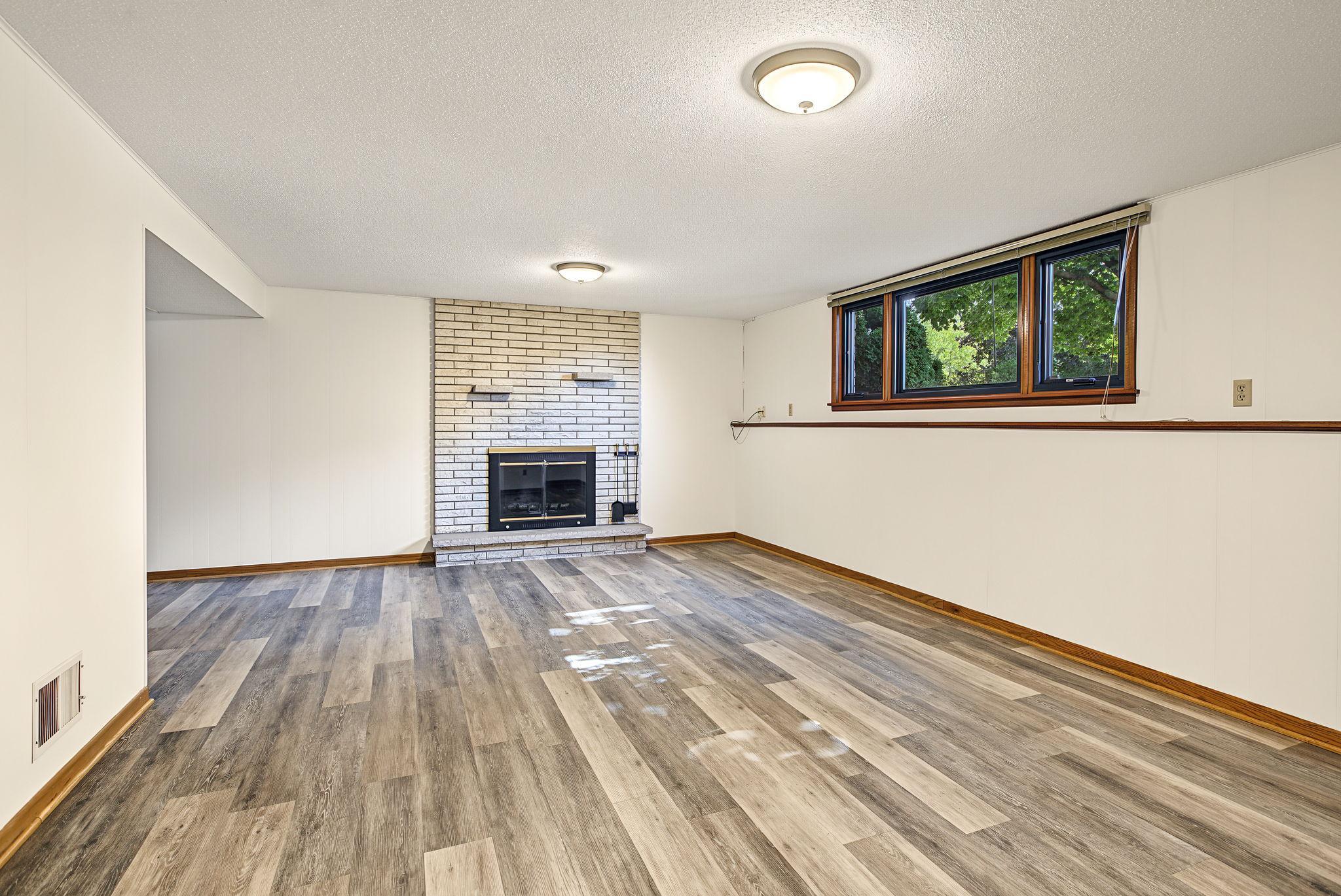 View of Residential at 3201 Townview Avenue, Saint Anthony MN 55418, Saint Anthony (24 of 38) - Mike Wilen | Minnesota Team Real Estate