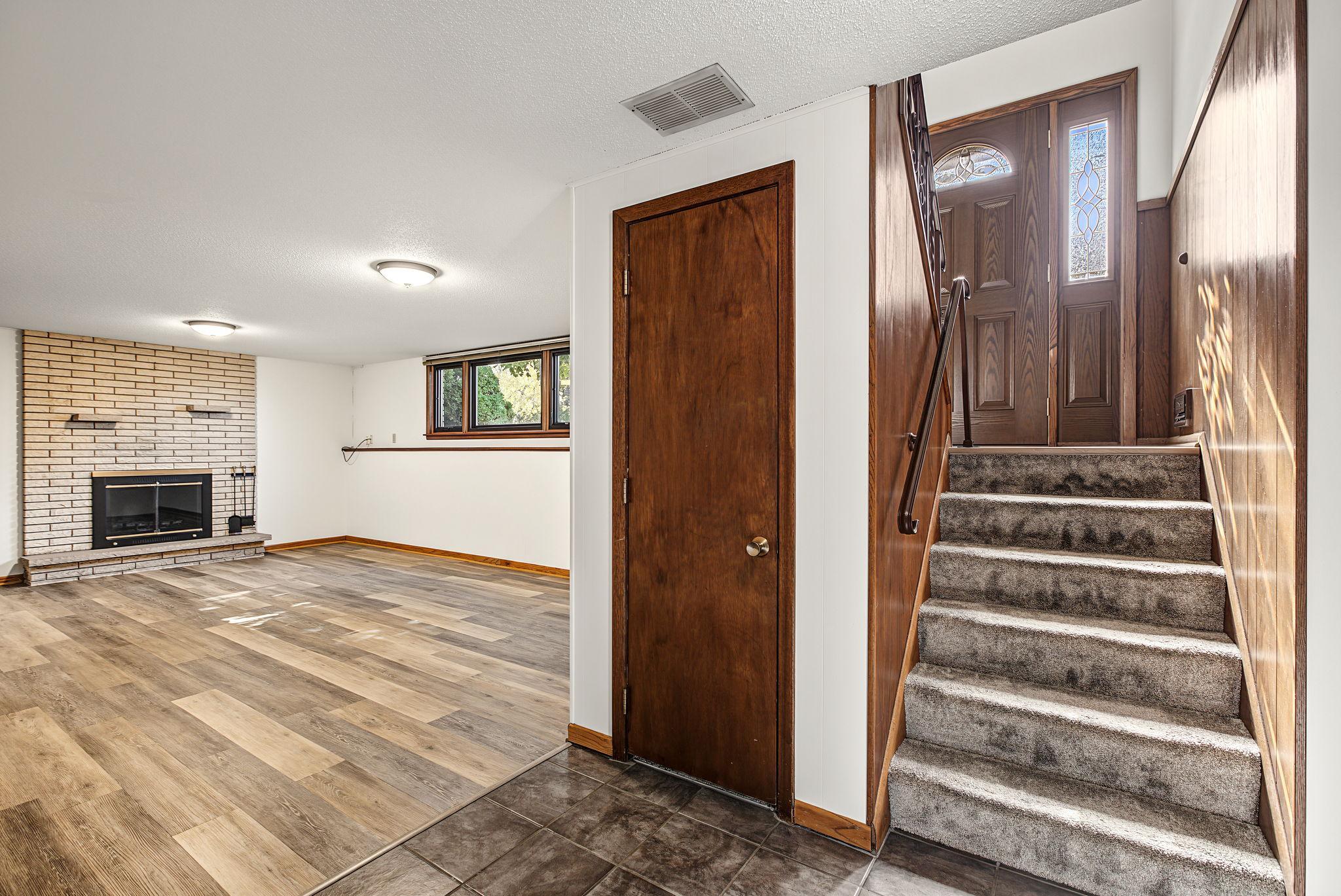 View of Residential at 3201 Townview Avenue, Saint Anthony MN 55418, Saint Anthony (22 of 38) - Mike Wilen | Minnesota Team Real Estate