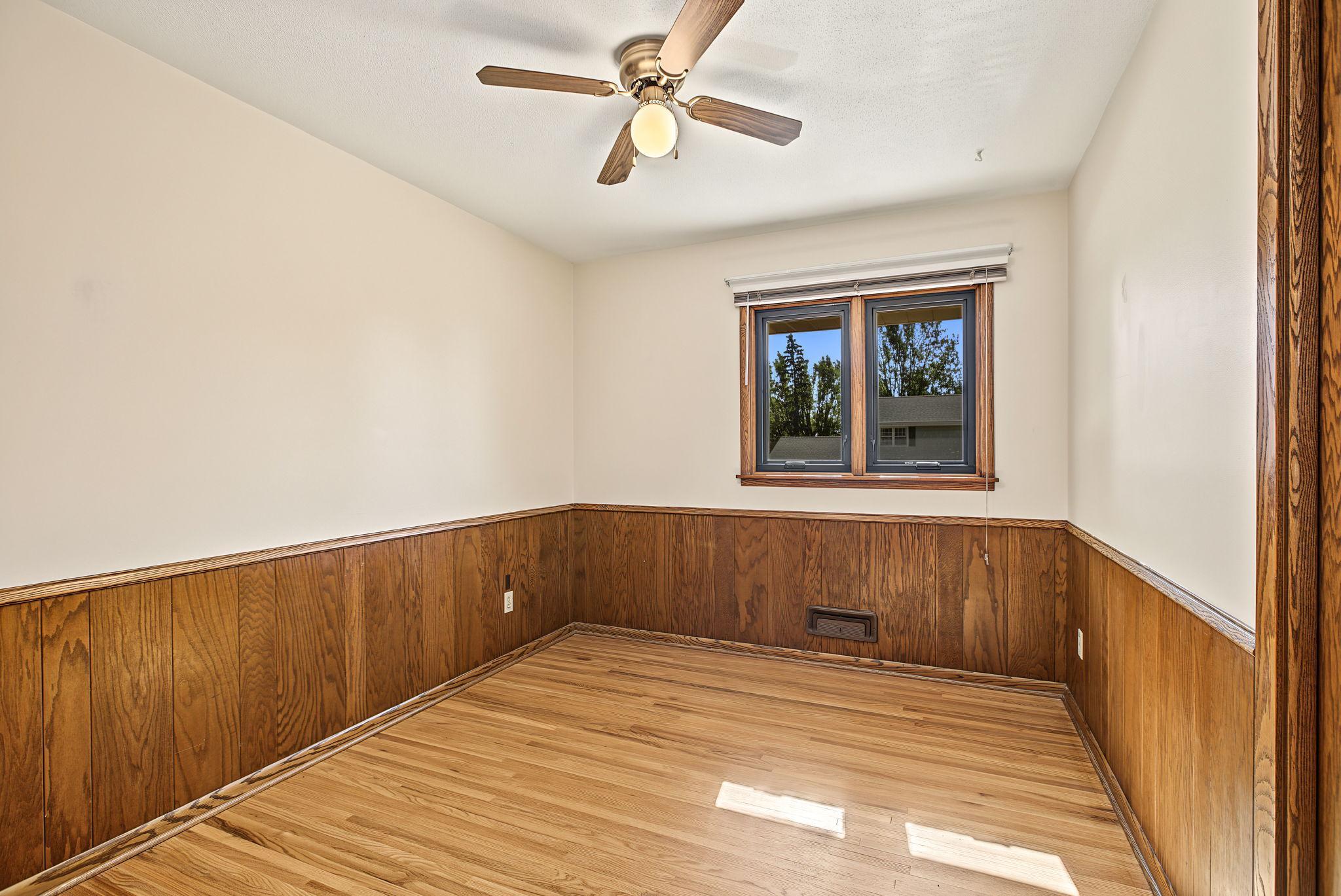 View of Residential at 3201 Townview Avenue, Saint Anthony MN 55418, Saint Anthony (20 of 38) - Mike Wilen | Minnesota Team Real Estate