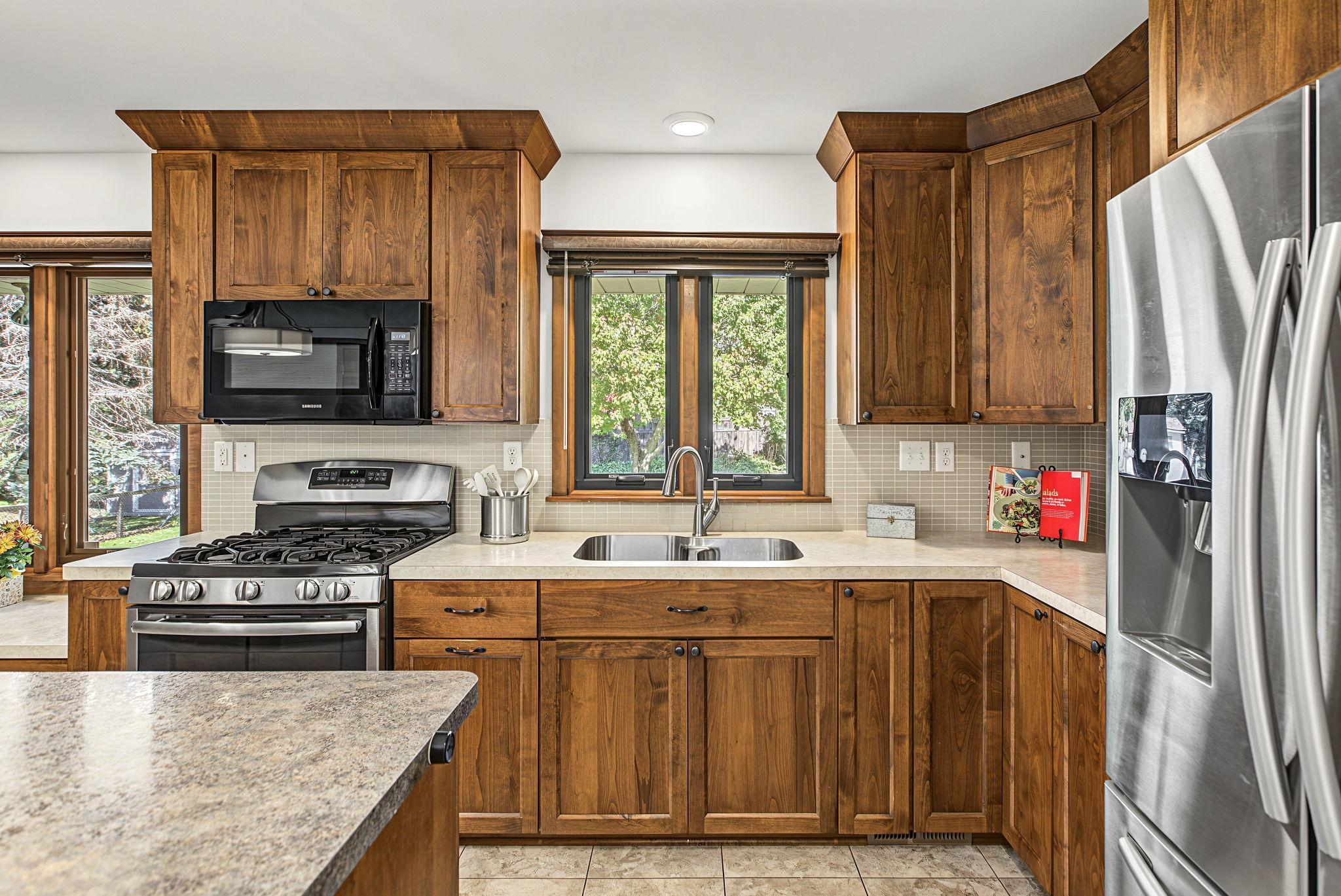 View of Residential at 3201 Townview Avenue, Saint Anthony MN 55418, Saint Anthony (12 of 38) - Mike Wilen | Minnesota Team Real Estate