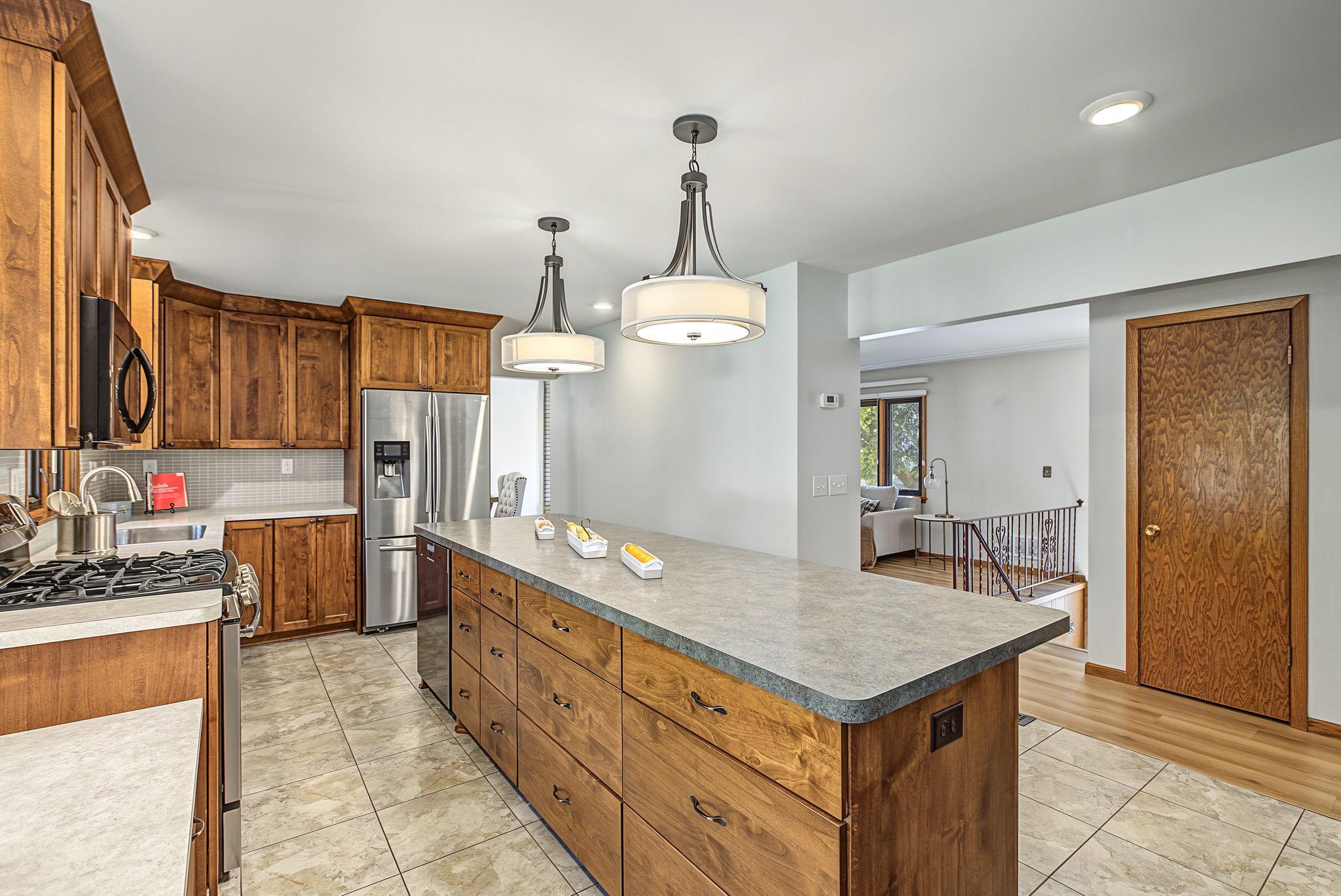 View of Residential at 3201 Townview Avenue, Saint Anthony MN 55418, Saint Anthony (4 of 38) - Mike Wilen | Minnesota Team Real Estate