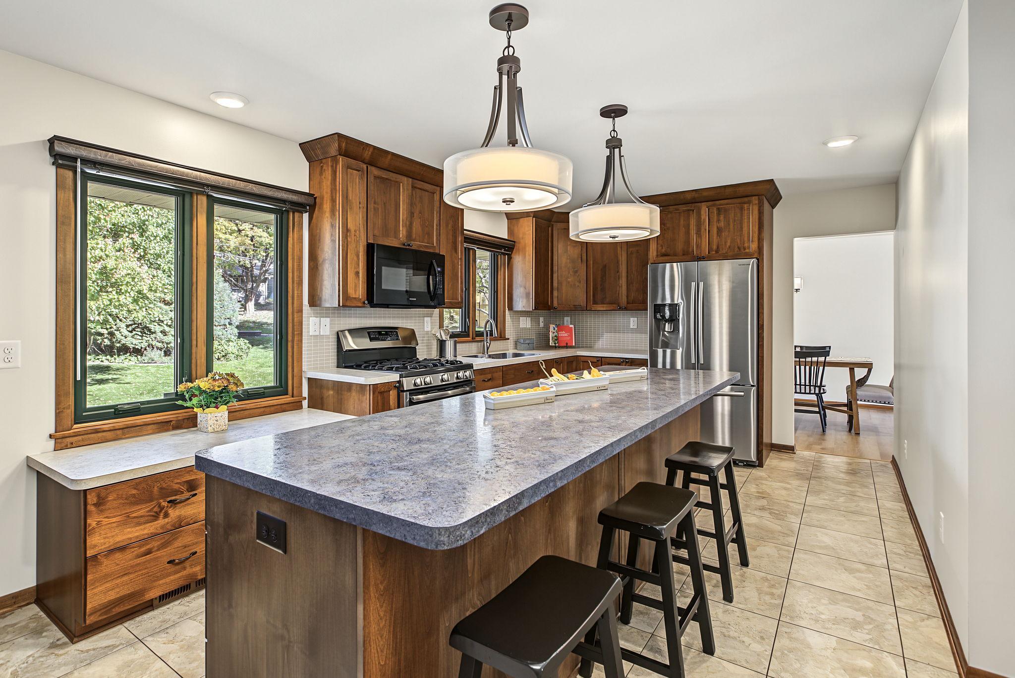 View of Residential at 3201 Townview Avenue, Saint Anthony MN 55418, Saint Anthony (5 of 38) - Mike Wilen | Minnesota Team Real Estate