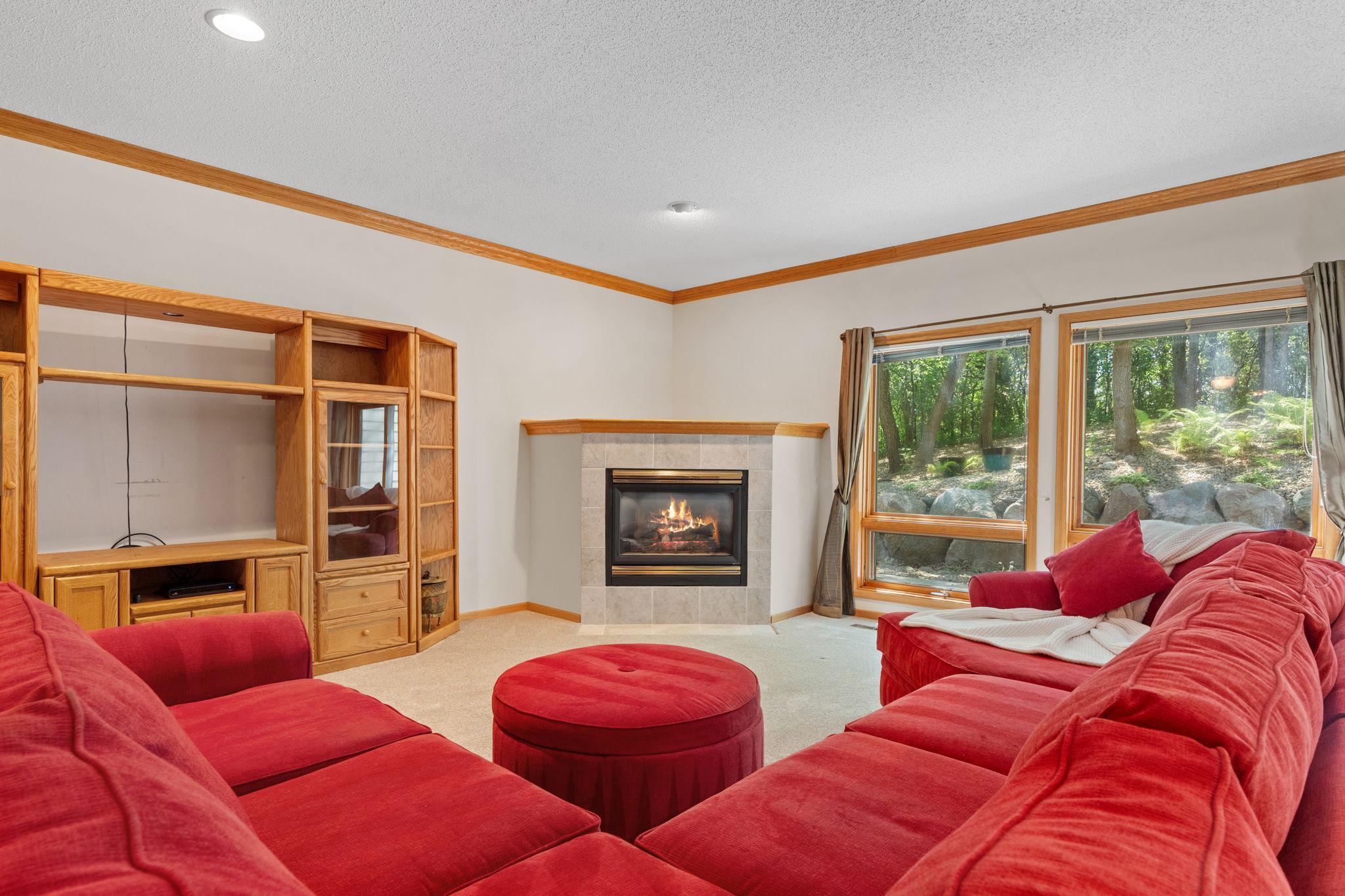 View of Residential at 8975 Hunters Way, Apple Valley MN 55124, Apple Valley (19 of 27) - Mike Wilen | Minnesota Team Real Estate