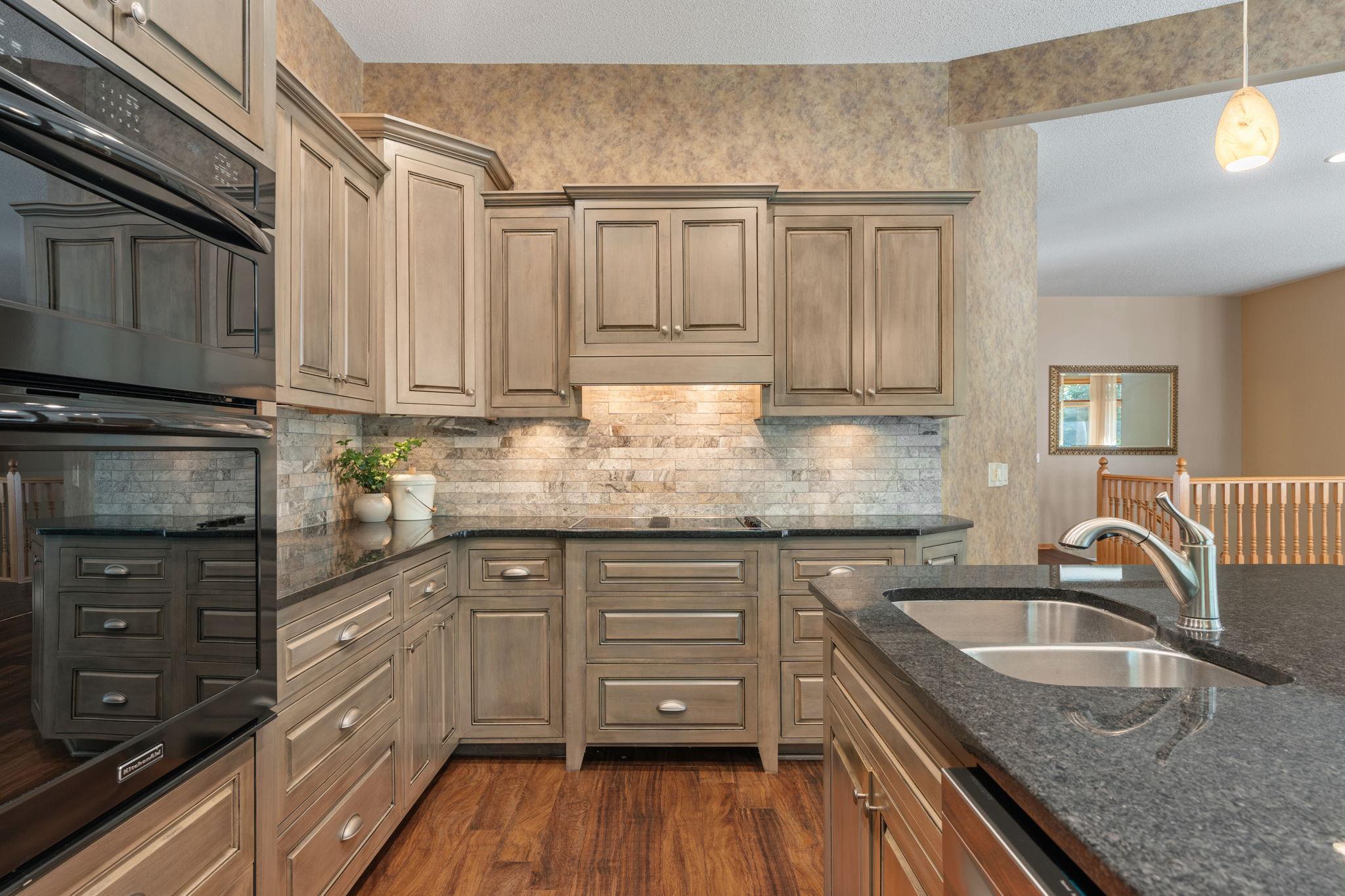 View of Residential at 8975 Hunters Way, Apple Valley MN 55124, Apple Valley (11 of 27) - Mike Wilen | Minnesota Team Real Estate