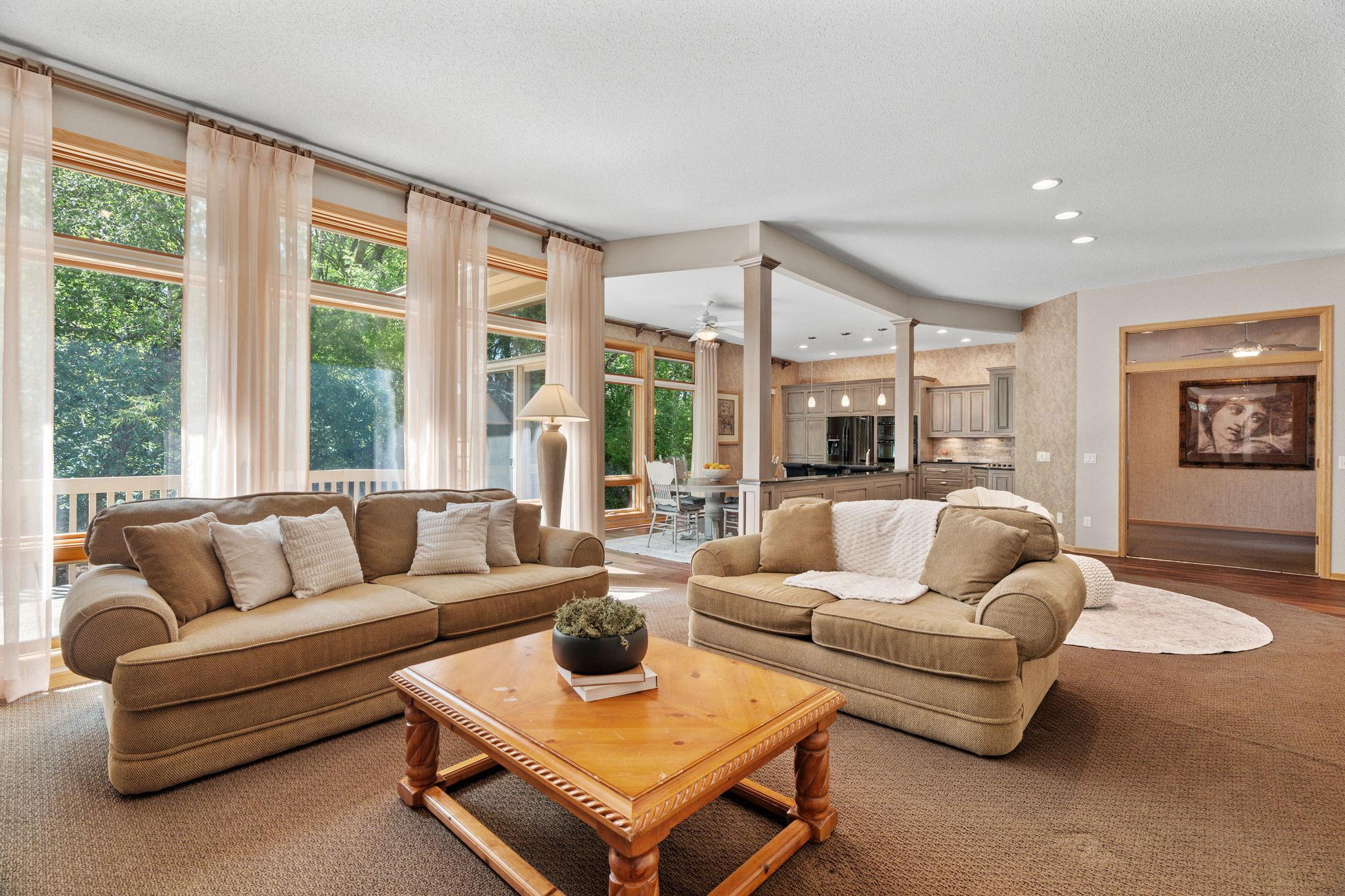 View of Residential at 8975 Hunters Way, Apple Valley MN 55124, Apple Valley (5 of 27) - Mike Wilen | Minnesota Team Real Estate