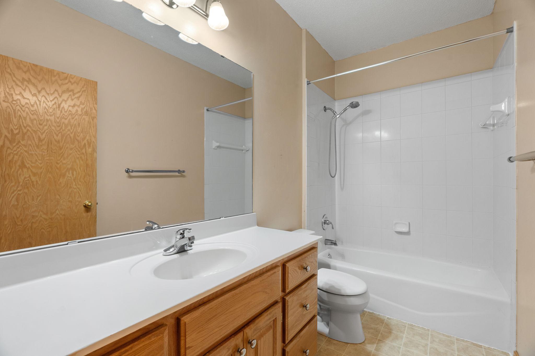 View of Residential at 8975 Hunters Way, Apple Valley MN 55124, Apple Valley (23 of 27) - Mike Wilen | Minnesota Team Real Estate