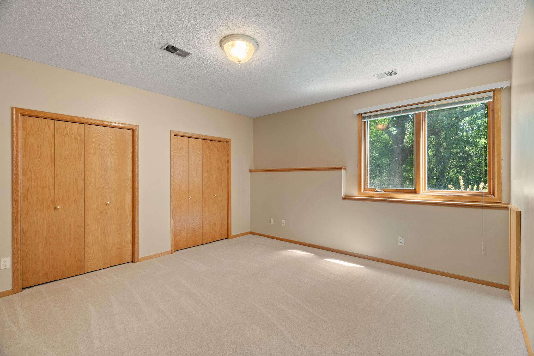 View of Residential at 8975 Hunters Way, Apple Valley MN 55124, Apple Valley (22 of 27) - Mike Wilen | Minnesota Team Real Estate