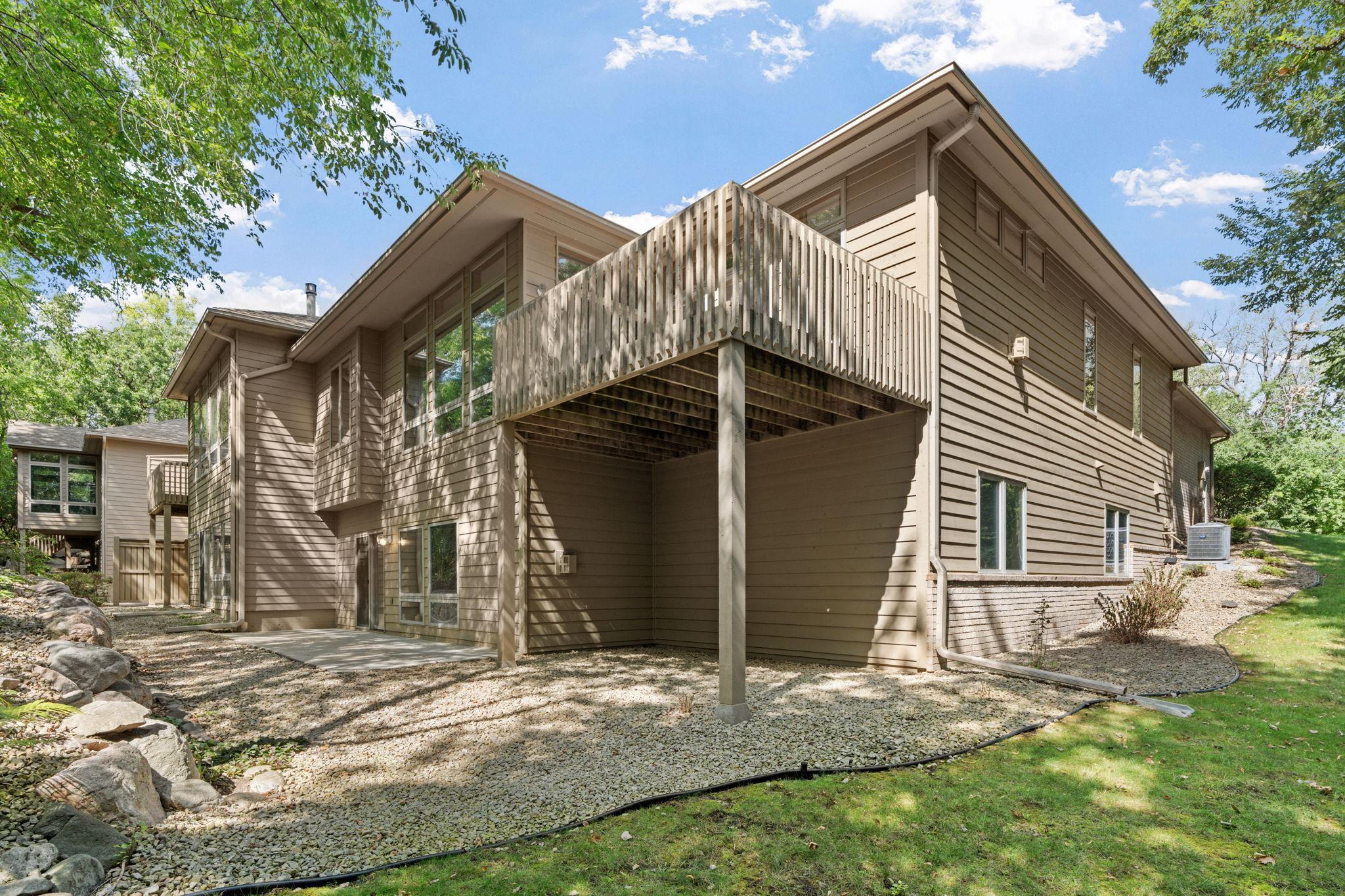 View of Residential at 8975 Hunters Way, Apple Valley MN 55124, Apple Valley (26 of 27) - Mike Wilen | Minnesota Team Real Estate