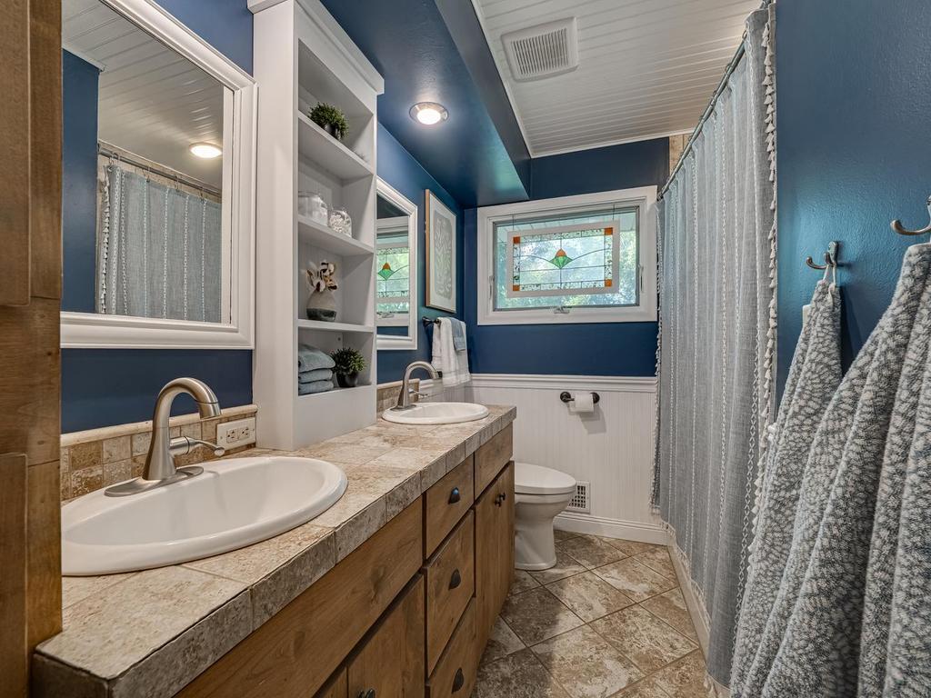 View of Residential at 5137 Forest Road, Minnetonka MN 55345, Minnetonka (25 of 37) - Mike Wilen | Minnesota Team Real Estate