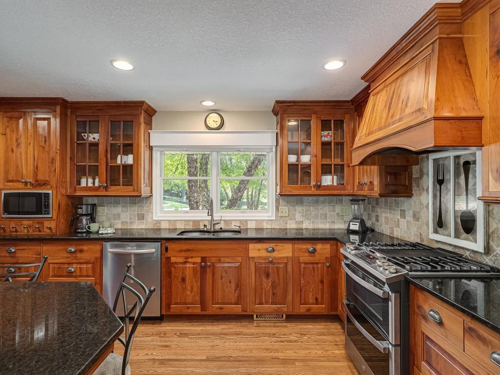 View of Residential at 5137 Forest Road, Minnetonka MN 55345, Minnetonka (19 of 37) - Mike Wilen | Minnesota Team Real Estate