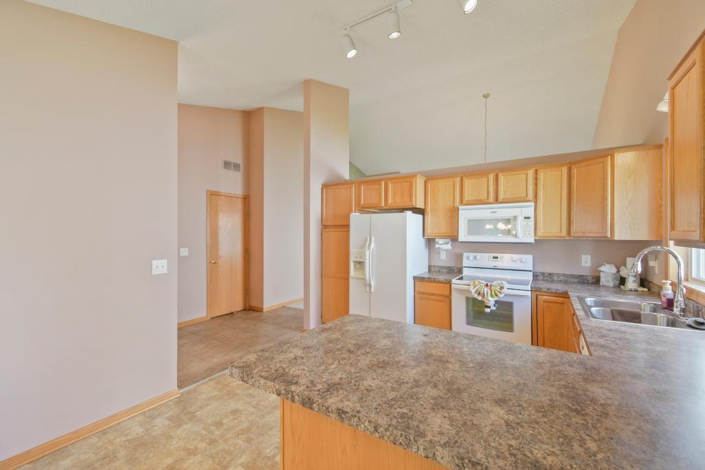 View of Residential at 2932 126th Lane, Coon Rapids MN 55448, Coon Rapids (13 of 38) - Mike Wilen | Minnesota Team Real Estate