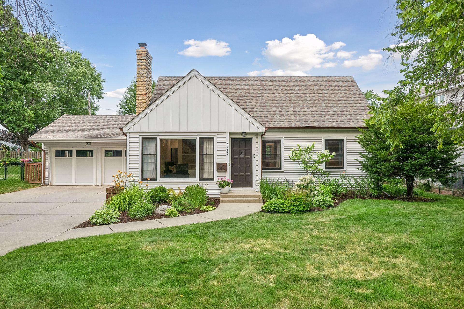 View of Residential at 5712 York Avenue, Edina MN 55410, Edina - Mike Wilen | Minnesota Team Real Estate