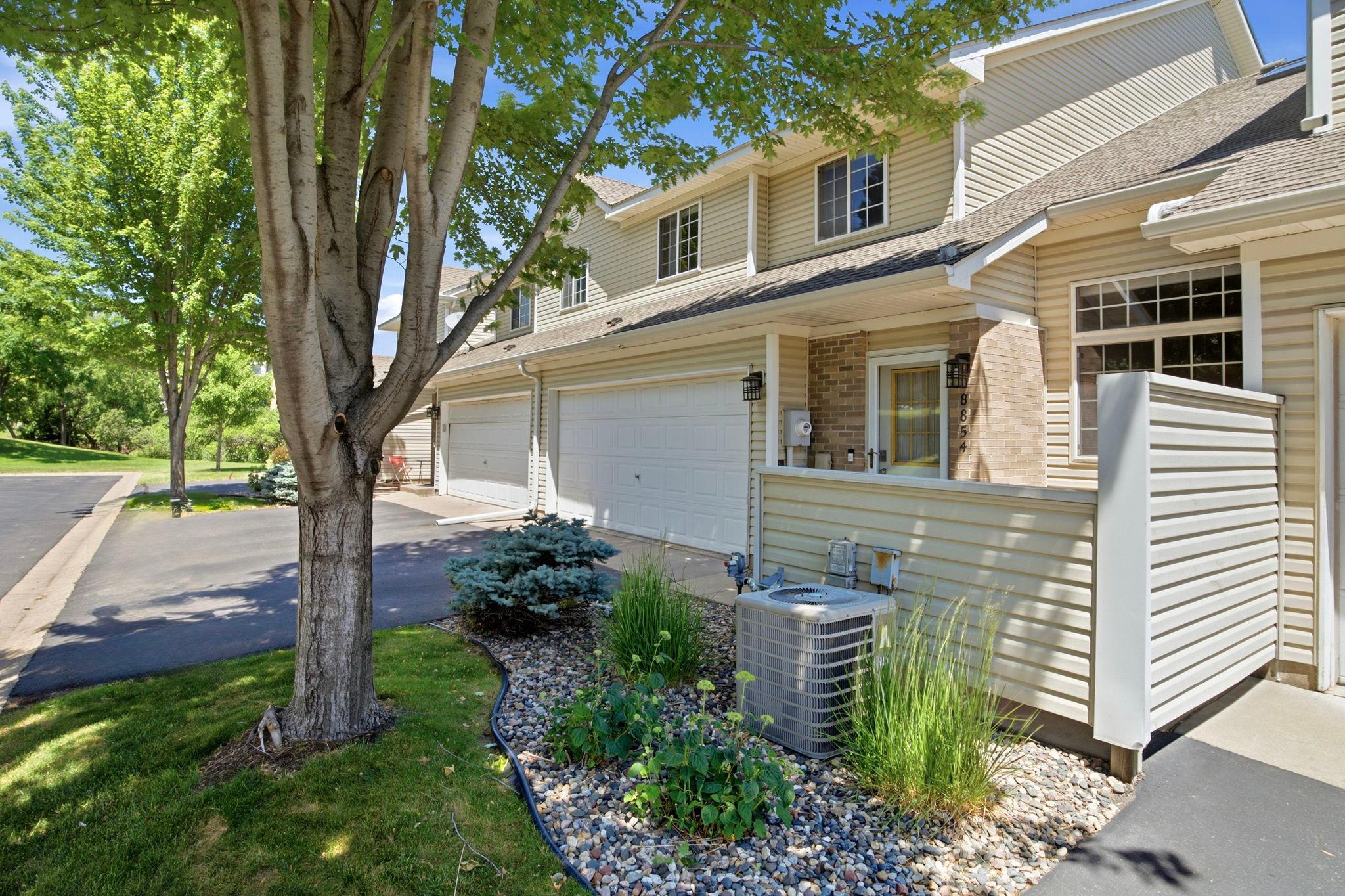 View of Residential at 8854 Spring Lane, Woodbury MN 55125, Woodbury (5 of 32) - Mike Wilen | Minnesota Team Real Estate