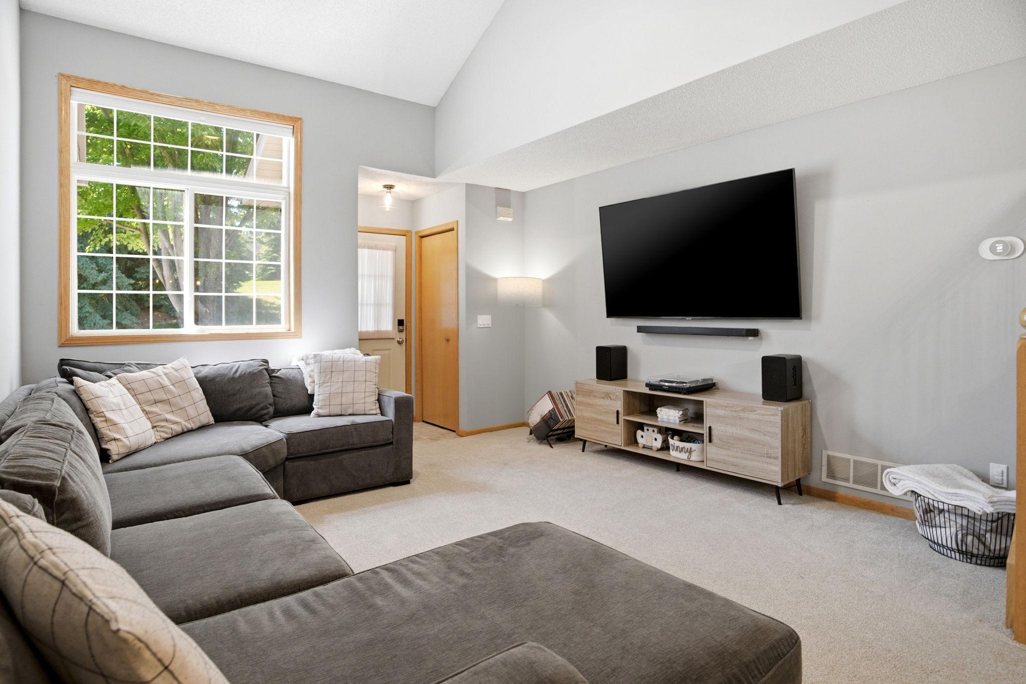View of Residential at 8854 Spring Lane, Woodbury MN 55125, Woodbury (11 of 32) - Mike Wilen | Minnesota Team Real Estate