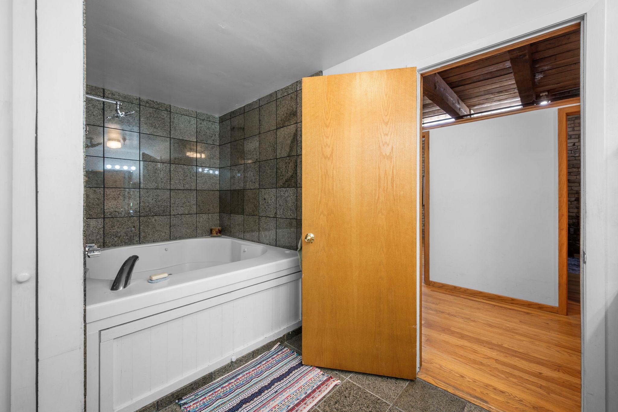 View of Residential at 716 1st Street #534, Minneapolis MN 55401, Minneapolis (65 of 122) - Mike Wilen | Minnesota Team Real Estate
