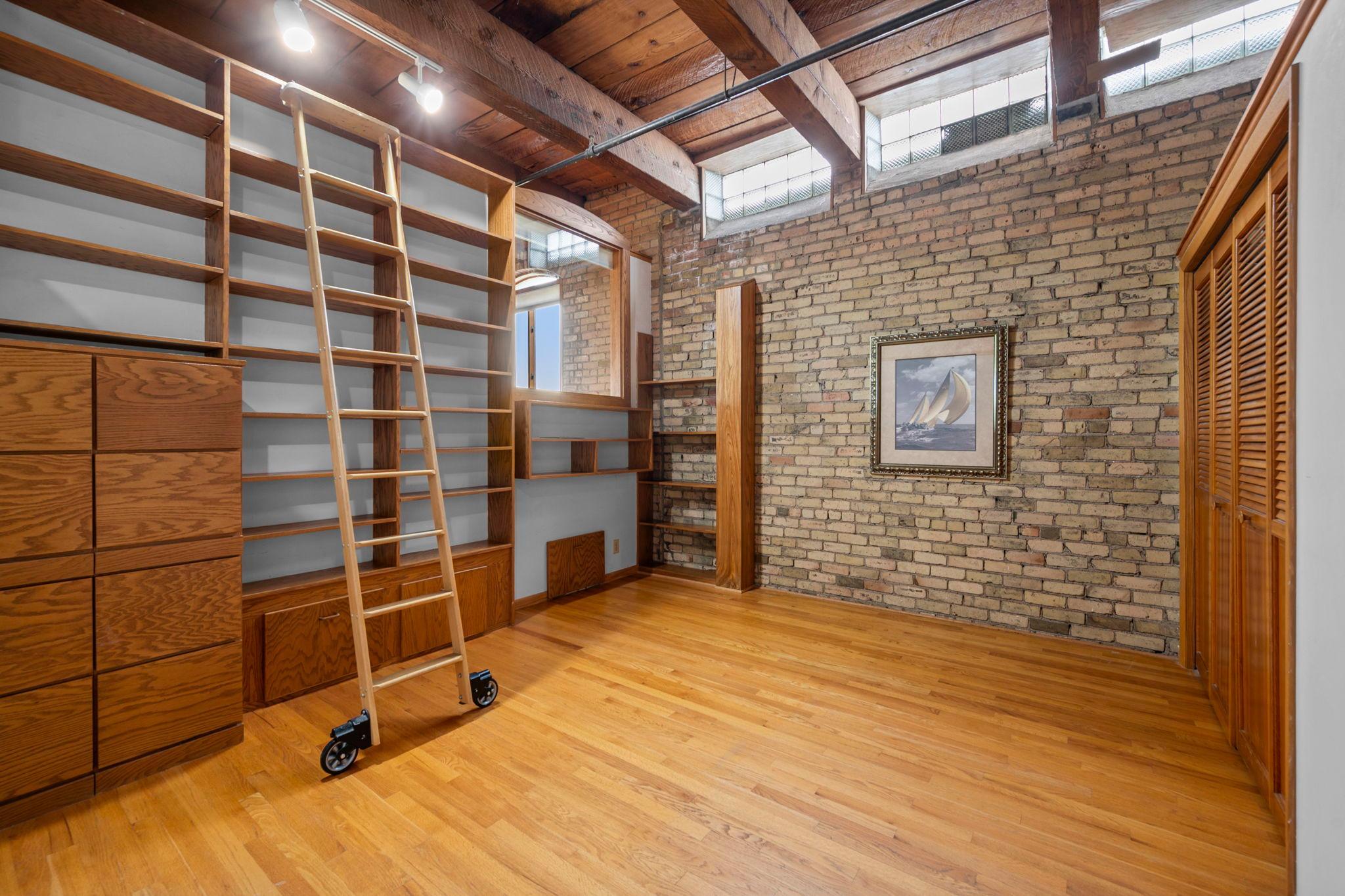 View of Residential at 716 1st Street #534, Minneapolis MN 55401, Minneapolis (59 of 122) - Mike Wilen | Minnesota Team Real Estate
