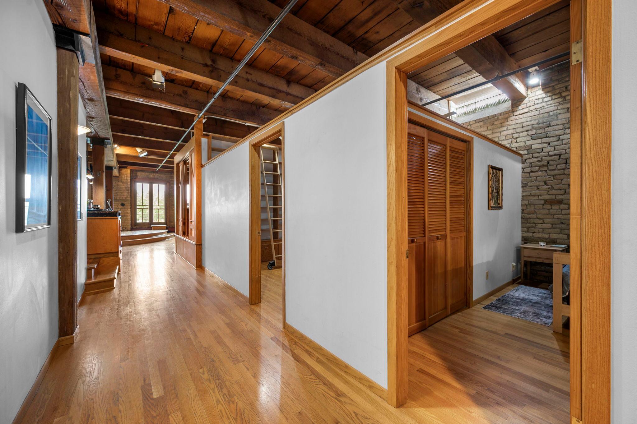 View of Residential at 716 1st Street #534, Minneapolis MN 55401, Minneapolis (55 of 122) - Mike Wilen | Minnesota Team Real Estate
