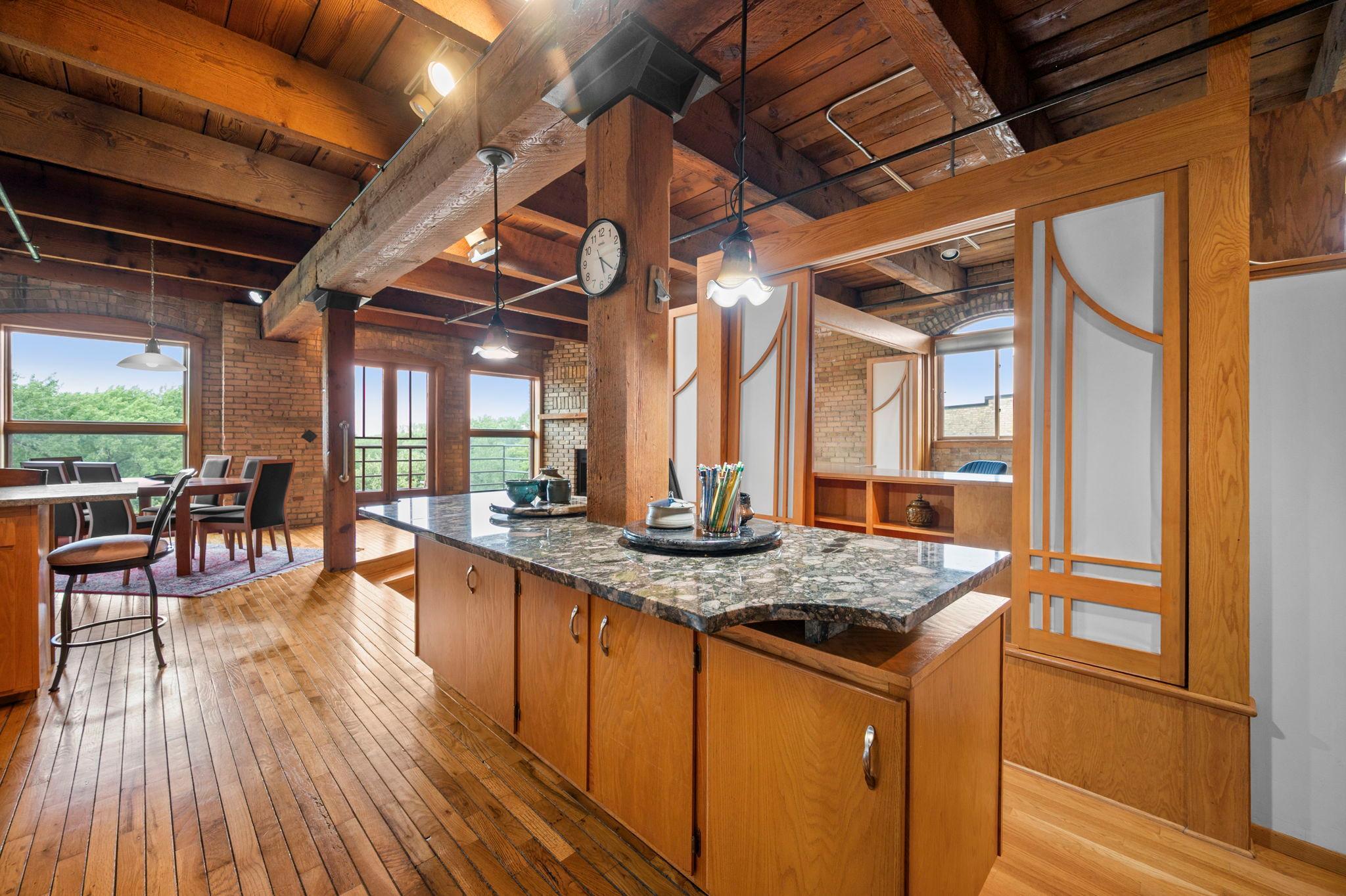 View of Residential at 716 1st Street #534, Minneapolis MN 55401, Minneapolis (40 of 122) - Mike Wilen | Minnesota Team Real Estate