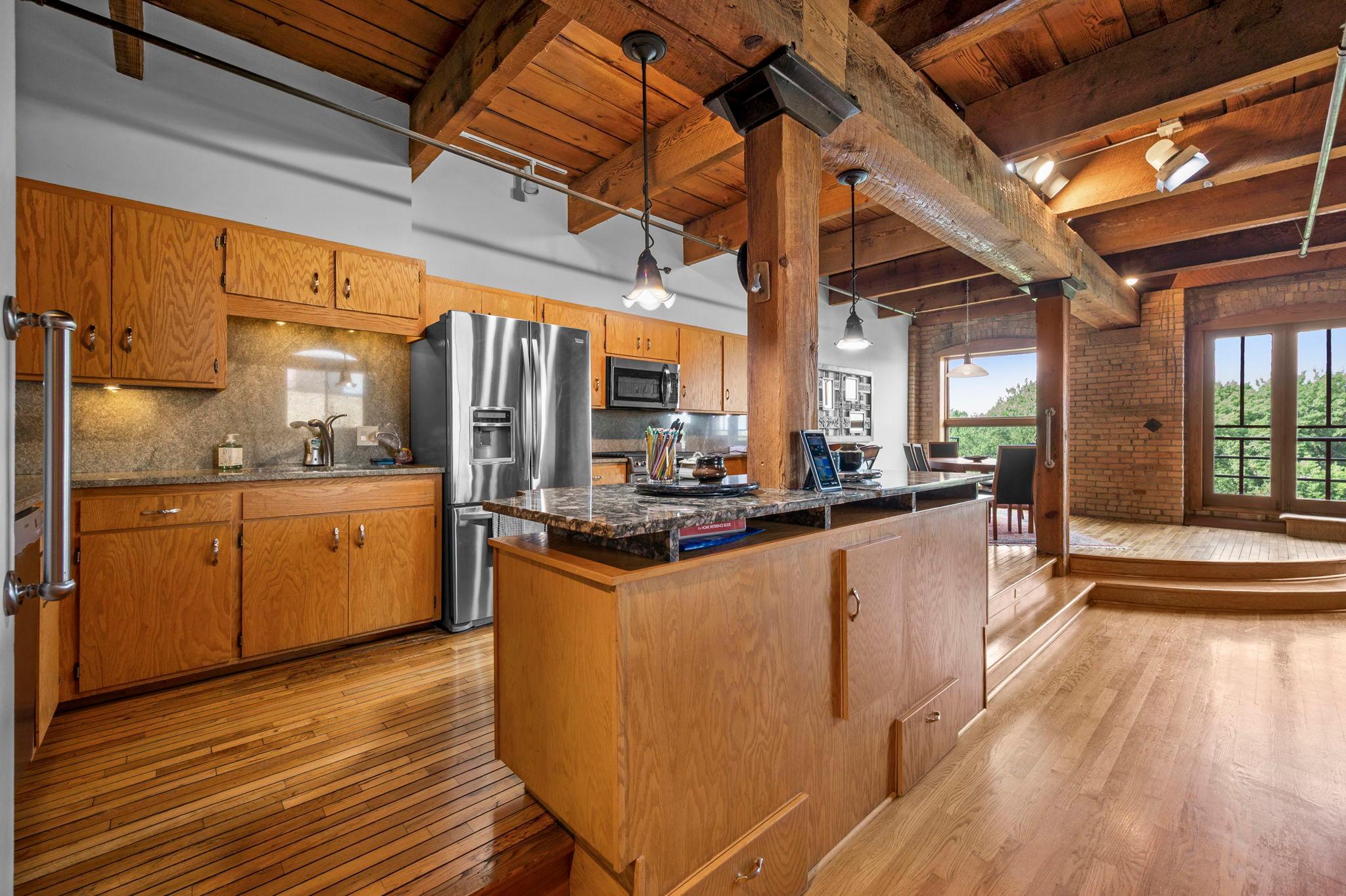 View of Residential at 716 1st Street #534, Minneapolis MN 55401, Minneapolis (32 of 122) - Mike Wilen | Minnesota Team Real Estate