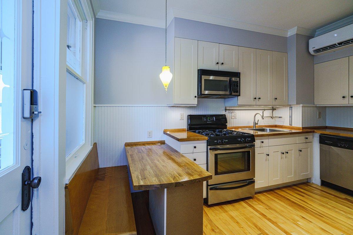 View of Residential at 2895 James Avenue #4, Minneapolis MN 55408, Minneapolis (21 of 47) - Mike Wilen | Minnesota Team Real Estate