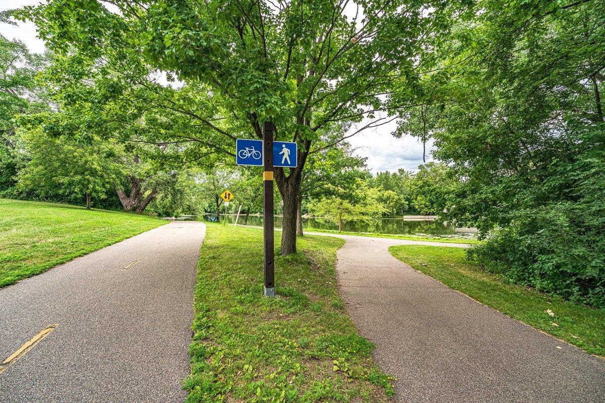 View of Residential at 2895 James Avenue #4, Minneapolis MN 55408, Minneapolis (41 of 47) - Mike Wilen | Minnesota Team Real Estate