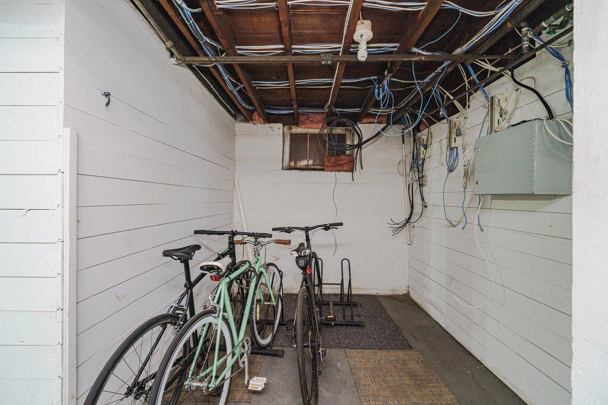View of Residential at 2895 James Avenue #4, Minneapolis MN 55408, Minneapolis (32 of 47) - Mike Wilen | Minnesota Team Real Estate