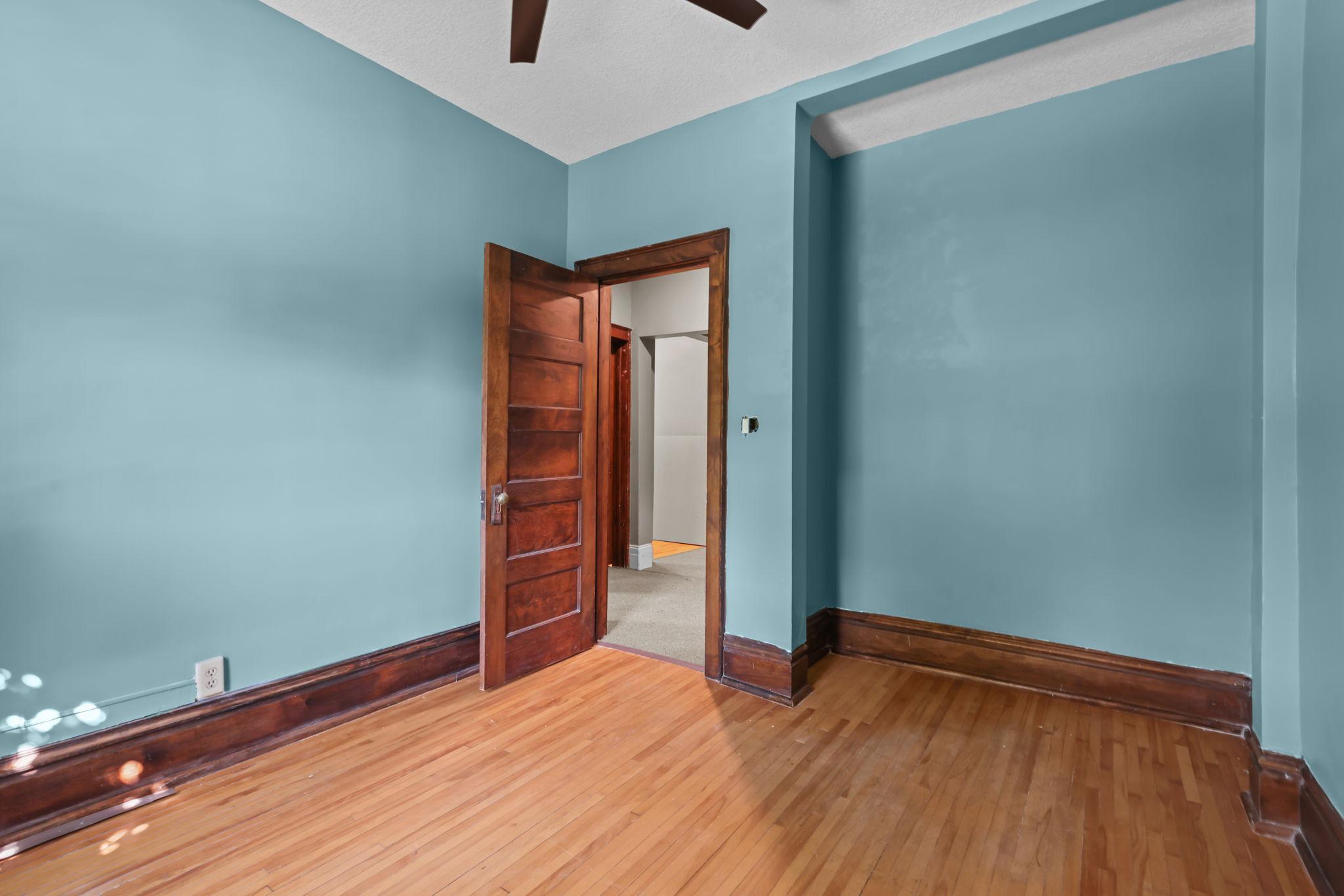 View of Residential at 1204 Harmon Place #4, Minneapolis MN 55403, Minneapolis (21 of 27) - Mike Wilen | Minnesota Team Real Estate