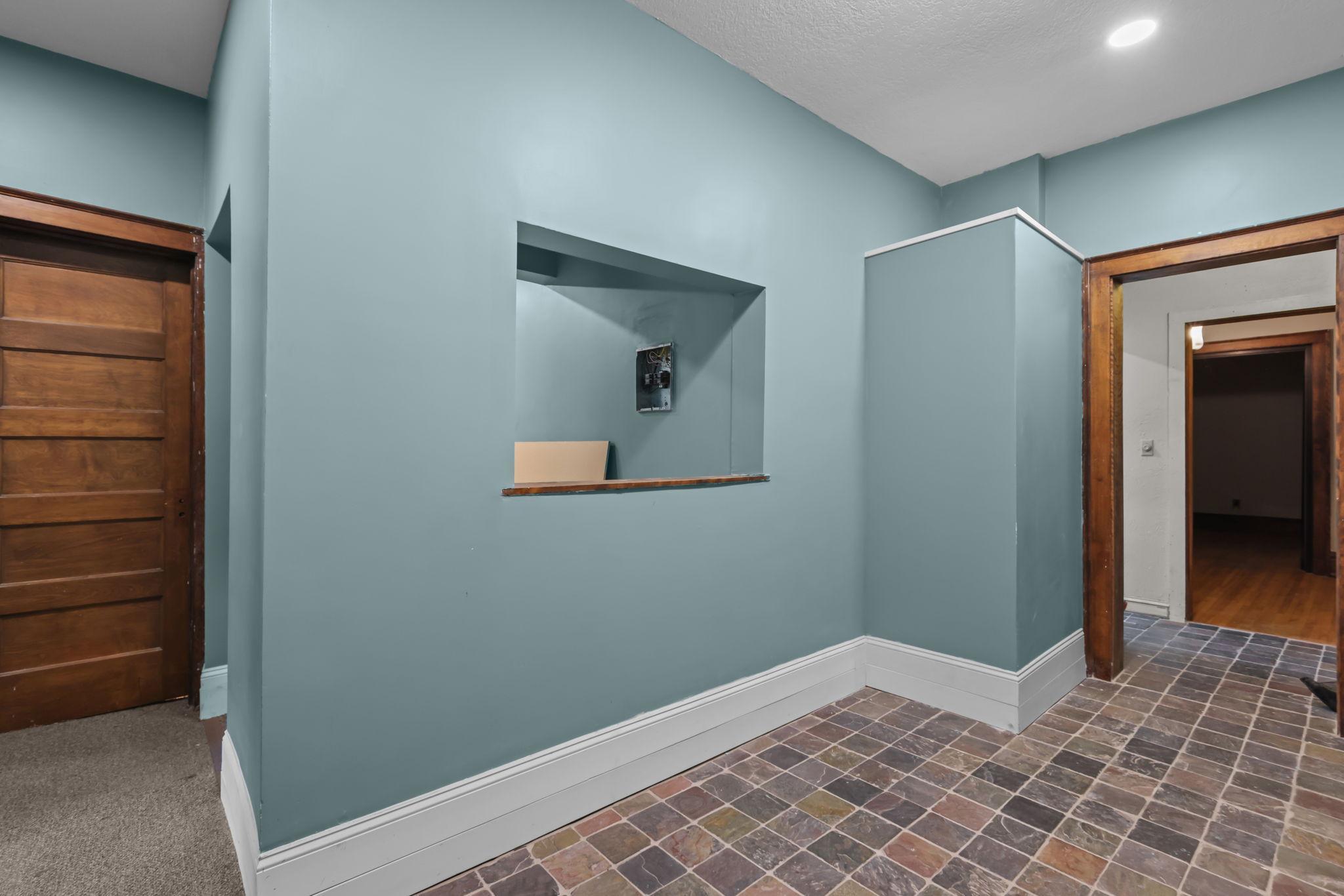 View of Residential at 1204 Harmon Place #4, Minneapolis MN 55403, Minneapolis (18 of 27) - Mike Wilen | Minnesota Team Real Estate