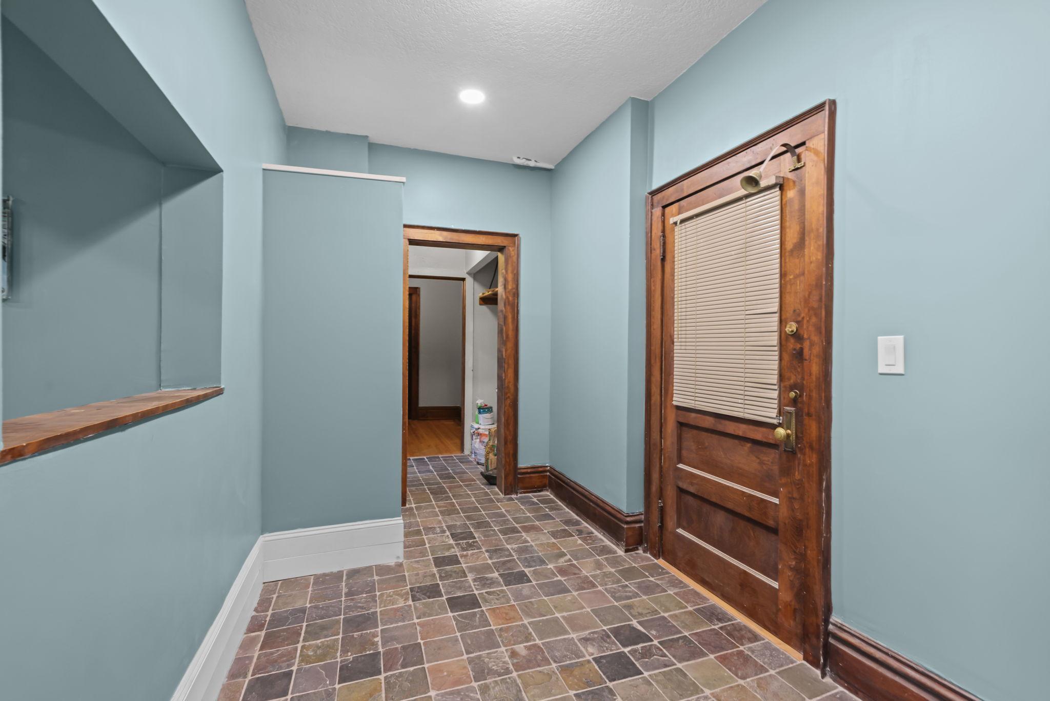 View of Residential at 1204 Harmon Place #4, Minneapolis MN 55403, Minneapolis (11 of 27) - Mike Wilen | Minnesota Team Real Estate