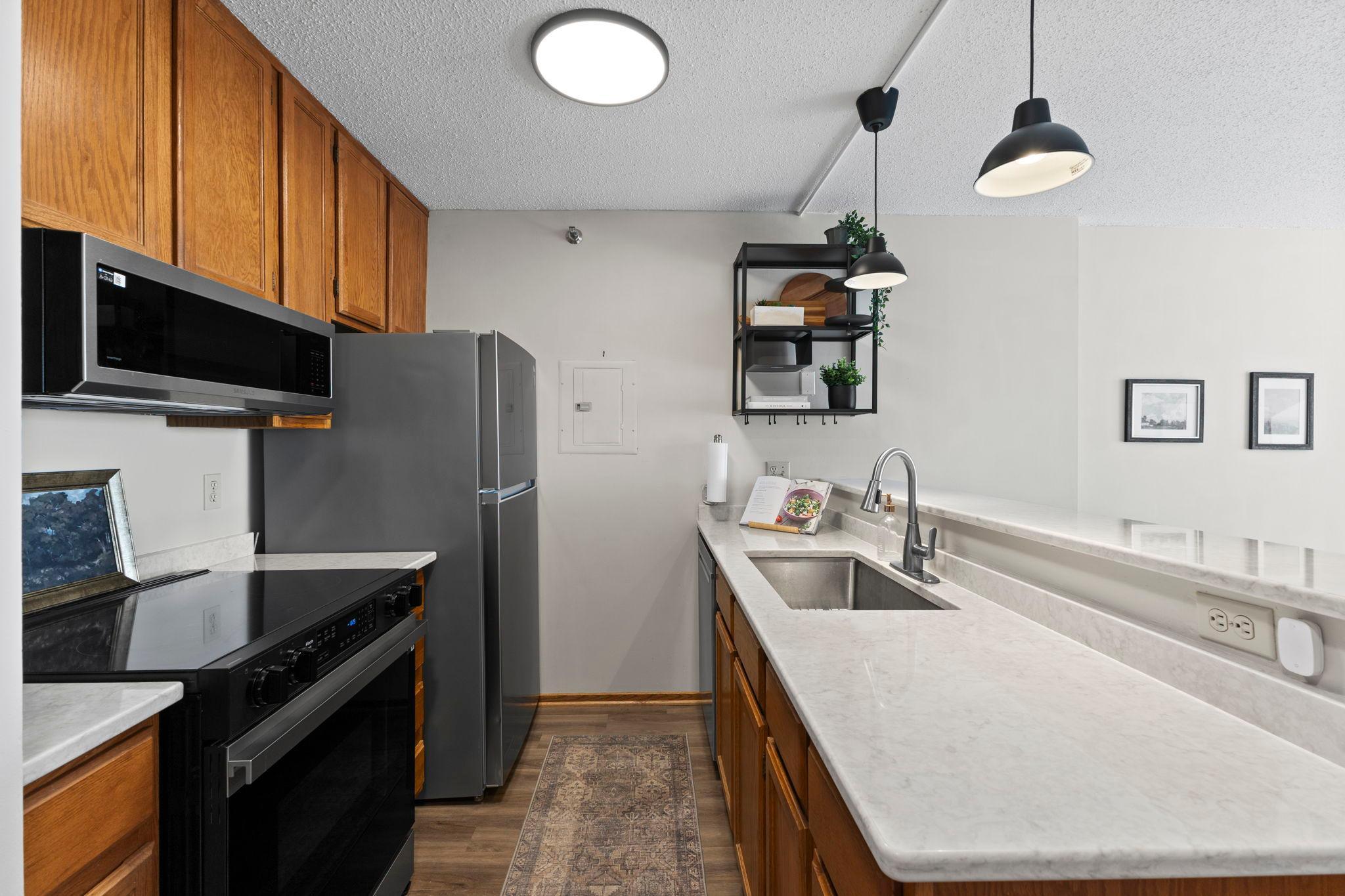 View of Residential at 433 7th Street #2126, Minneapolis MN 55415, Minneapolis (3 of 38) - Mike Wilen | Minnesota Team Real Estate